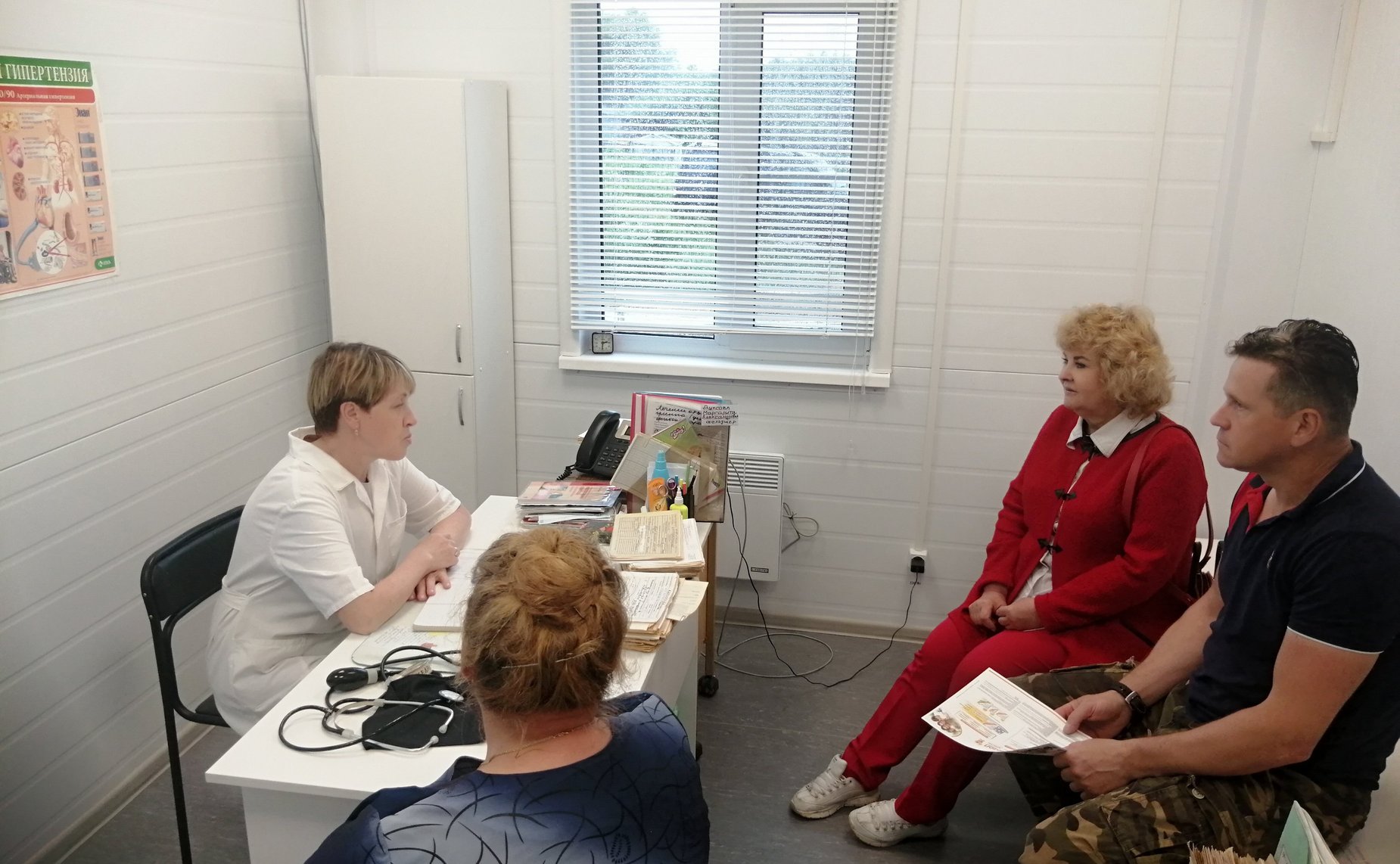 Нина Куликовских с рабочим визитом посетила муниципальное образование «Угранский район» Смоленской области