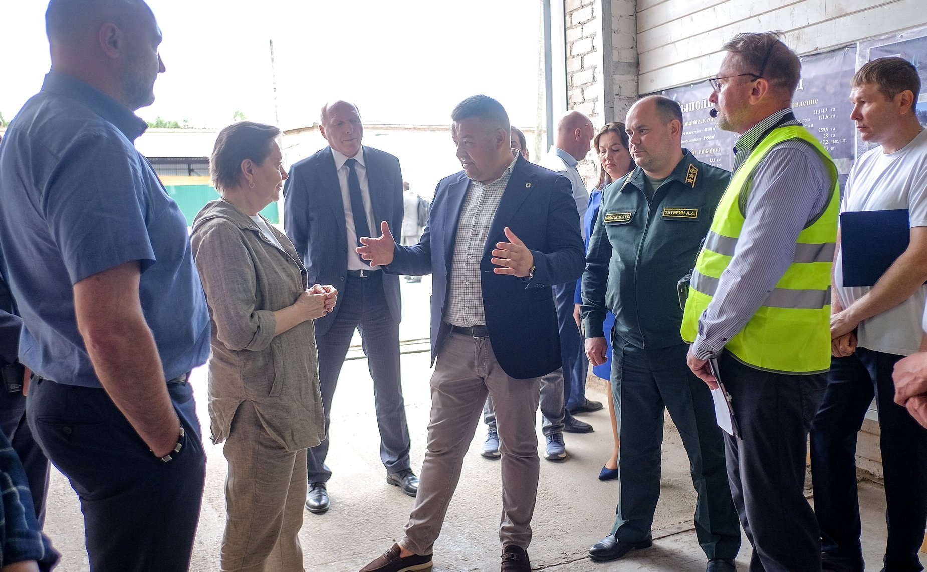 Сенаторы посетили деревоперерабатывающие предприятия в Кировской области