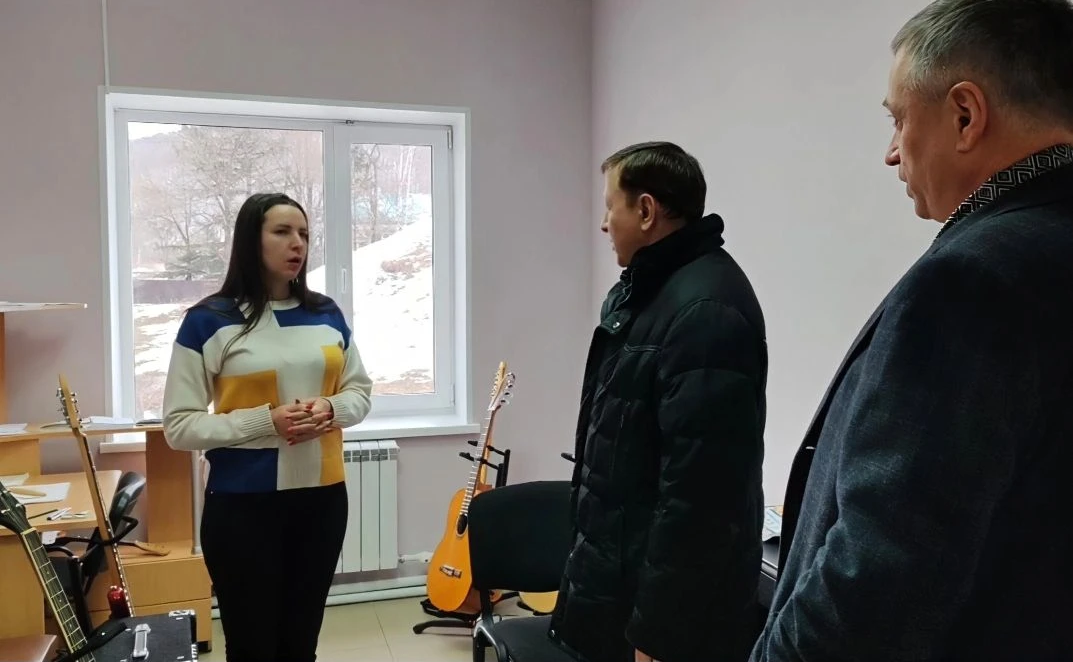 Александр Ролик в рамках региональной недели посетил Анучинский муниципальный округ