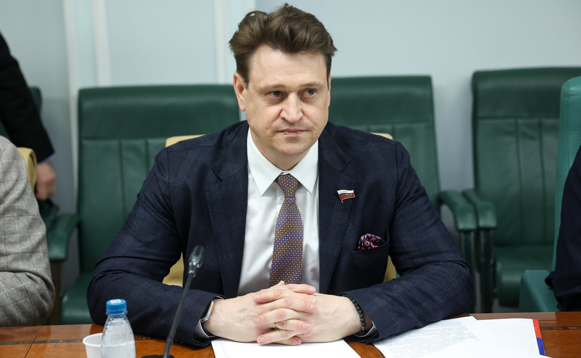 Олег Голов