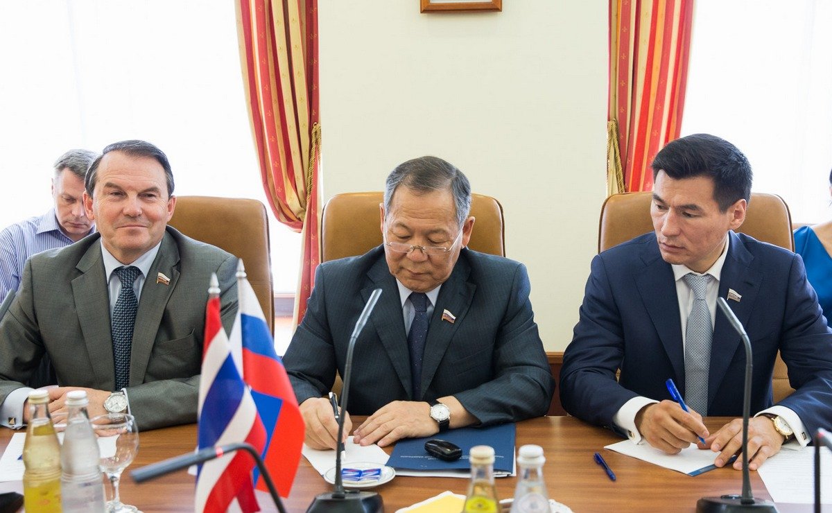 Встреча Б-Ж. Жамбалнимбуева с депутатами Национального собрания Королевства Таиланд