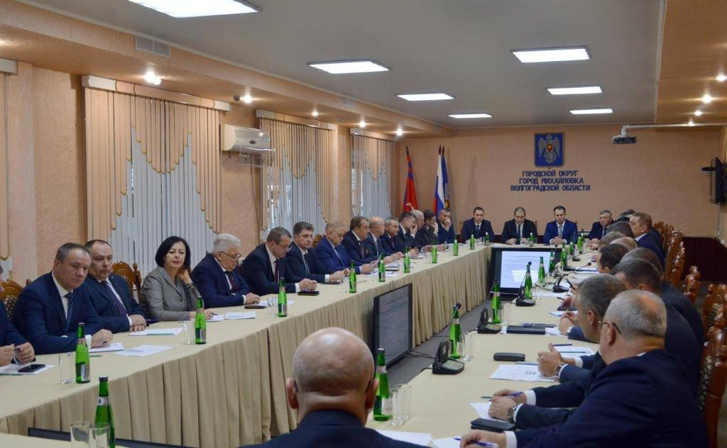Николай Семисотов принял участие в расширенном совещании, которое состоялось в администрации городского округа города Михайловка Волгоградской области