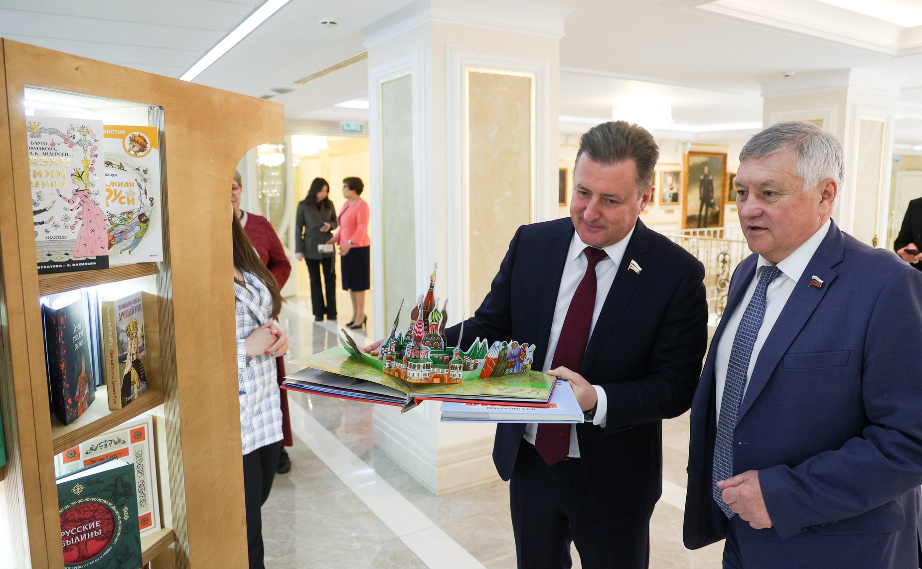 Открытие в Совете Федерации выставки «Единство России в книгах: о труде, ценностях, языке и любви к родной земле»