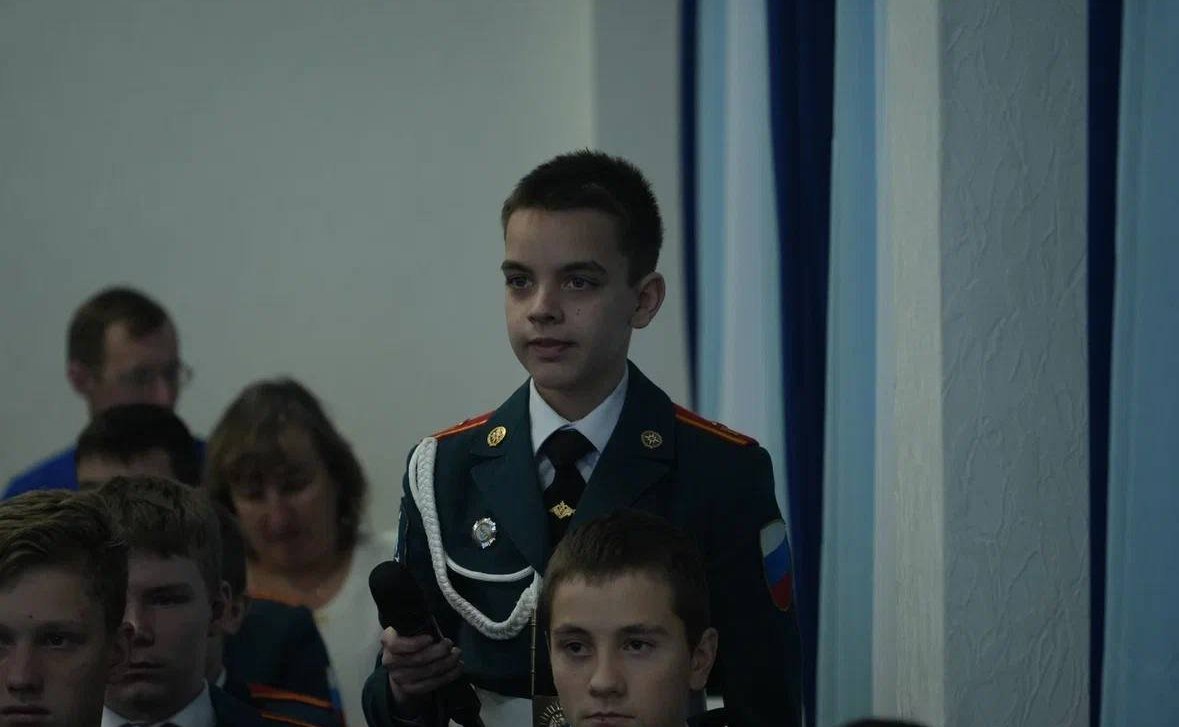 Юрий Воробьев поздравил спасателей Вологодской области, преподавательский состав и воспитанников образовательного центра «Корабелы Прионежья» с профессиональным праздником — Днем спасателя