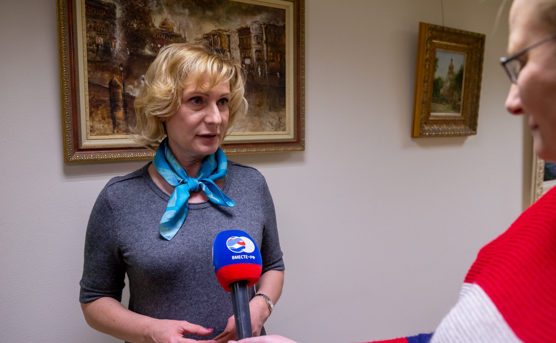 Открытие выставки художника Александра Фомина «Москва — сердце России» в Совете Федерации