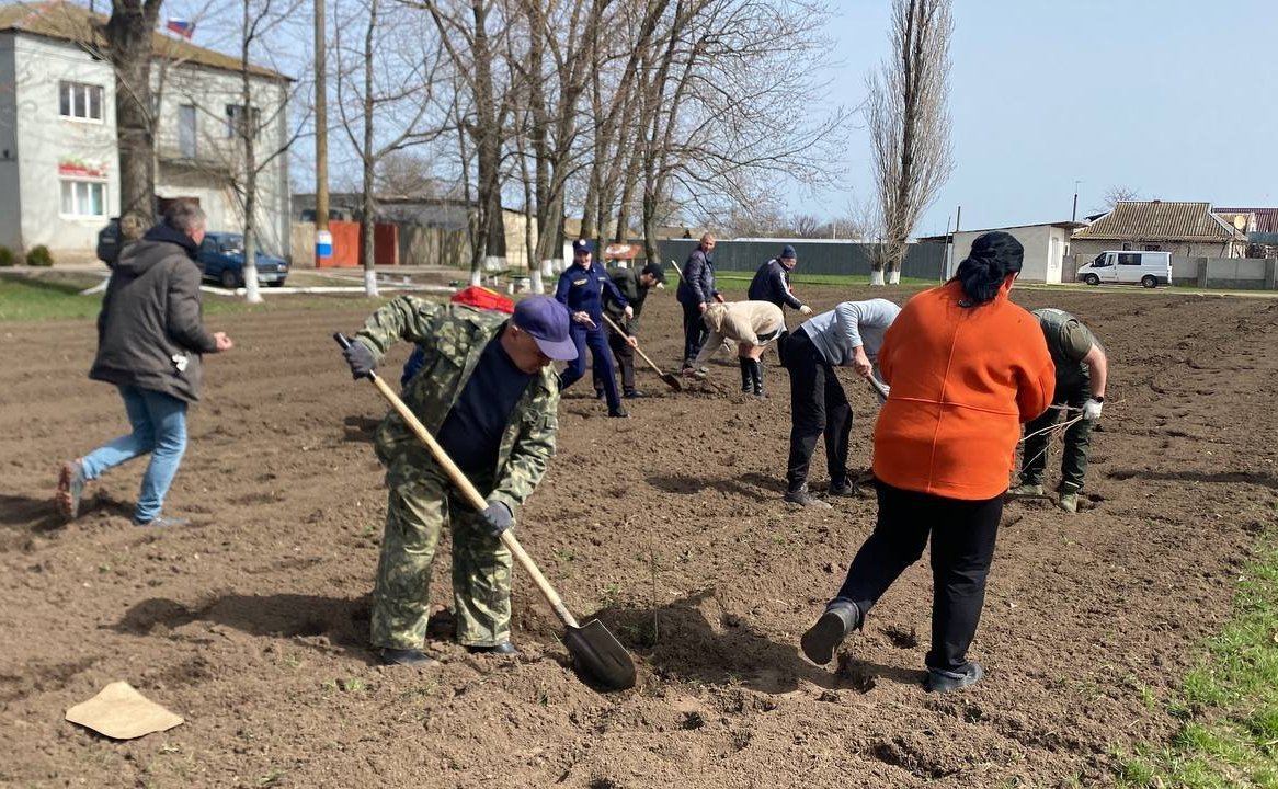 Игорь Кастюкевич инициировал в Херсонской области высадку аллеи памяти жертвам теракта в Подмосковье