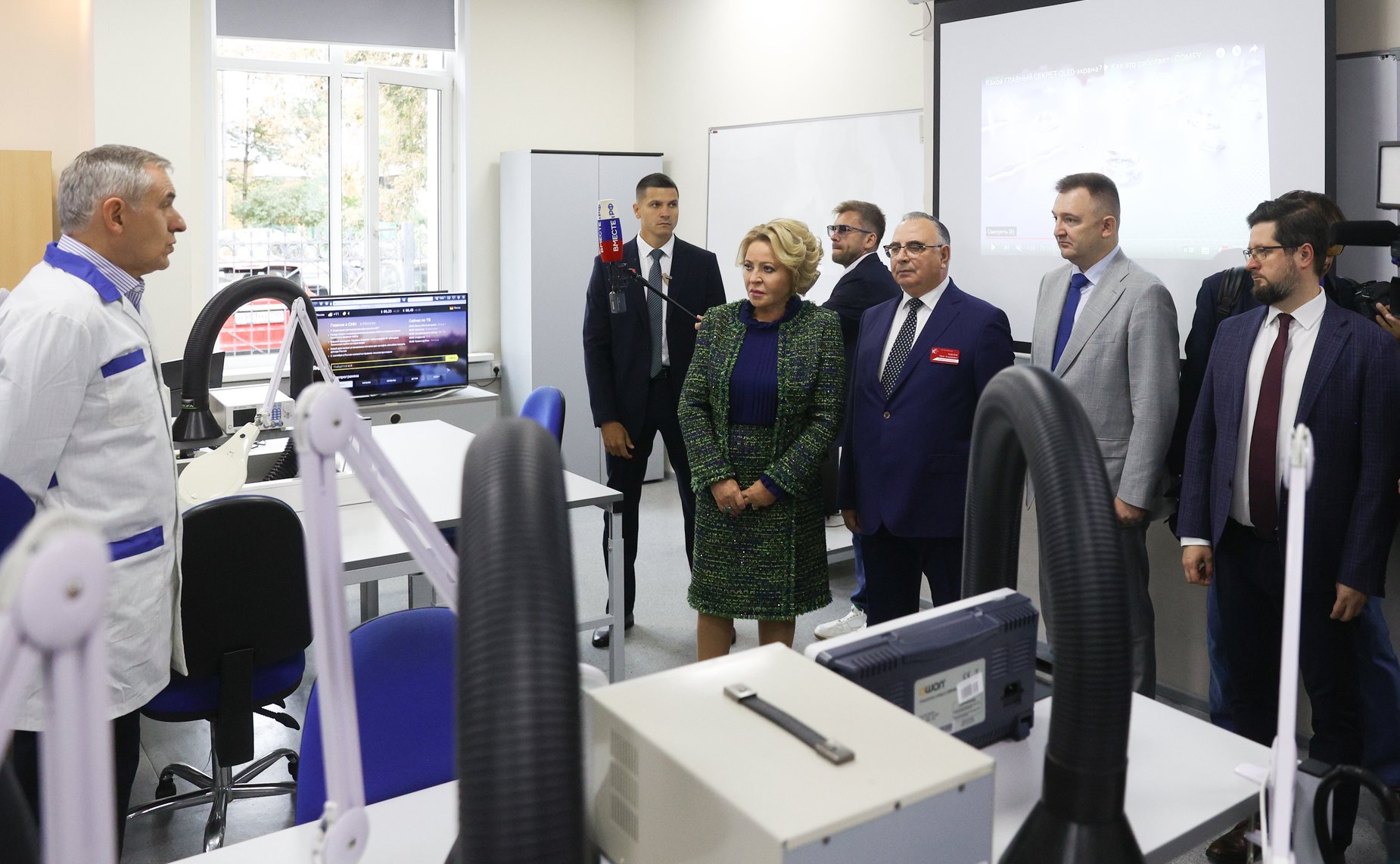 Валентина Матвиенко в День знаний посетила московский Колледж связи № 54 имени П.М. Вострухина