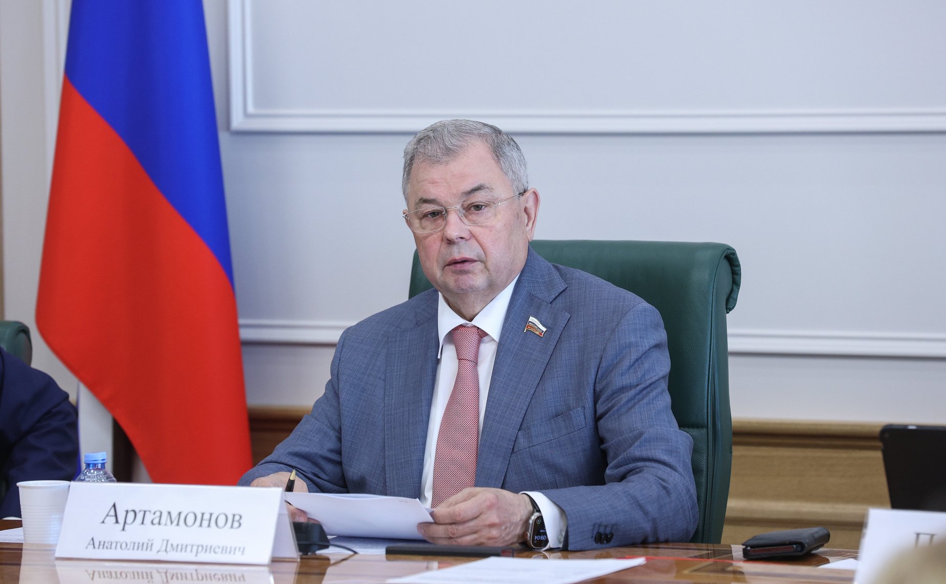 Анатолий Артамонов