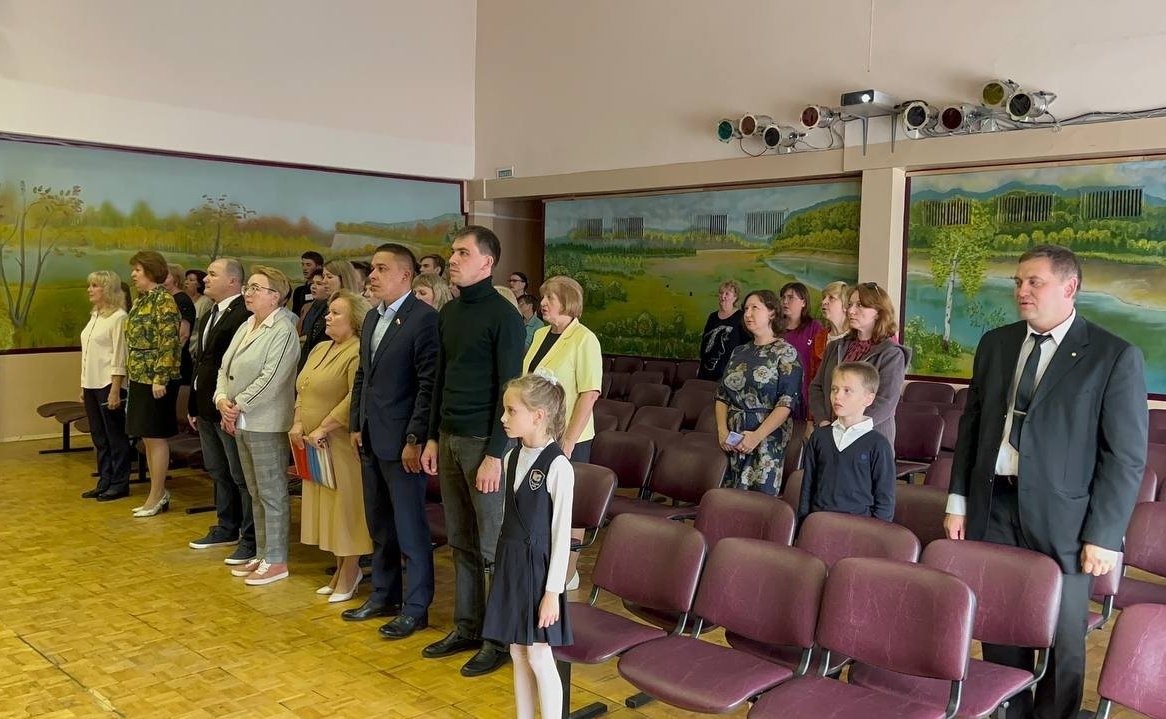 Айрат Гибатдинов поздравил учителей города Ульяновска с профессиональным праздником