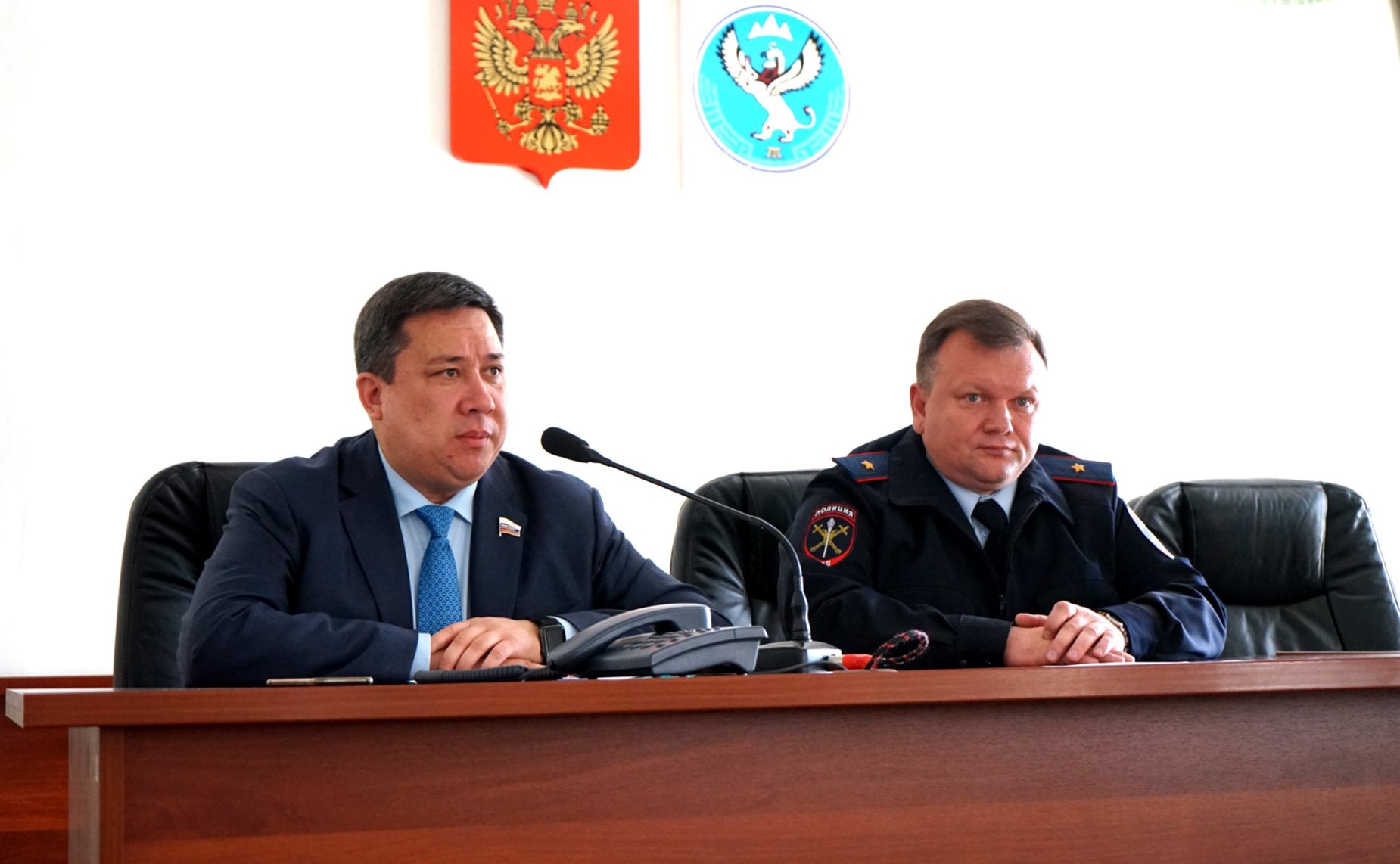 Рабочая встреча Владимира Полетаева с сотрудниками органов внутренних дел Республики Алтай