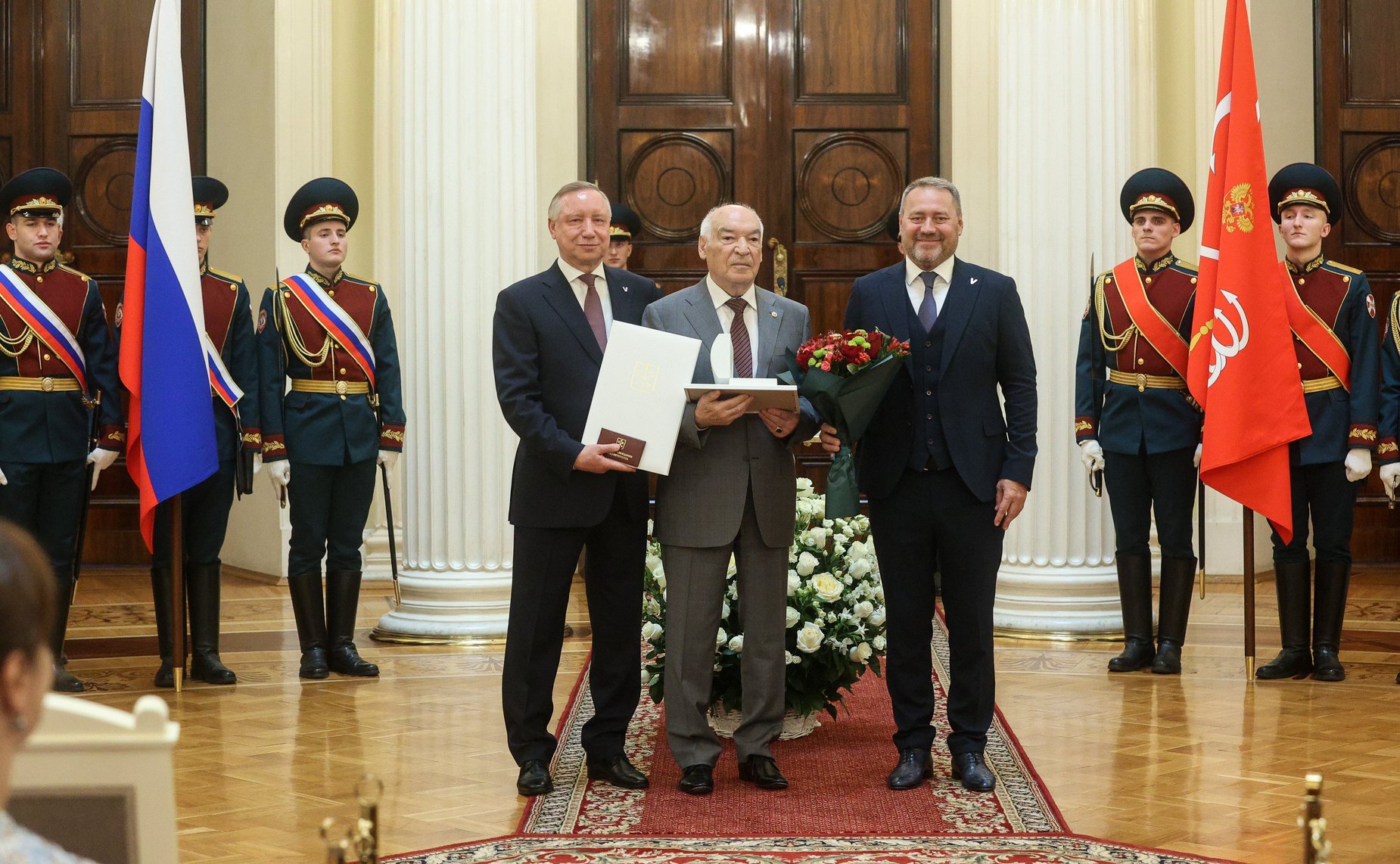 Валентина Матвиенко приняла участие в торжественной церемонии вручения знаков отличия лицам, удостоенным звания «Почетный гражданин Санкт-Петербурга» в 2024 году