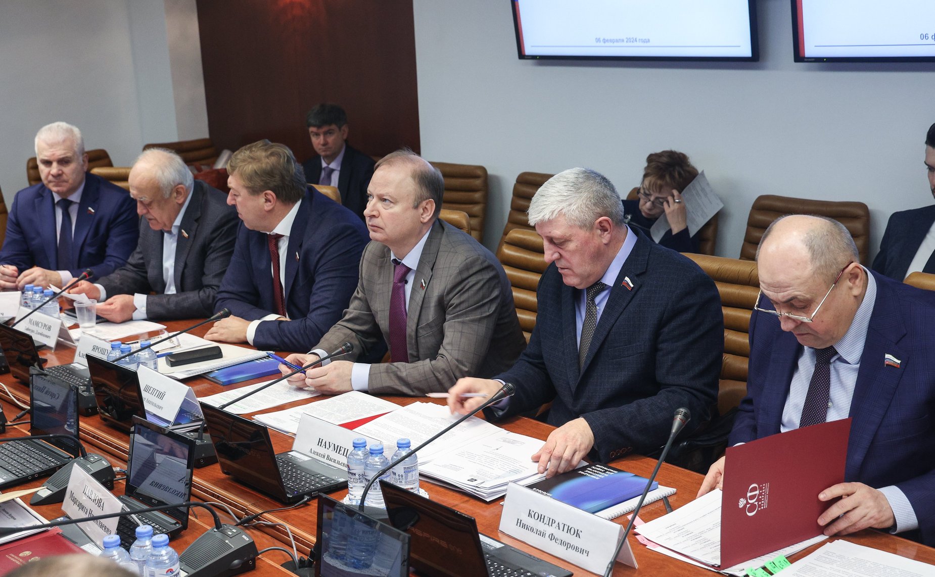 Заседание Комитета Совета Федерации по обороне и безопасности