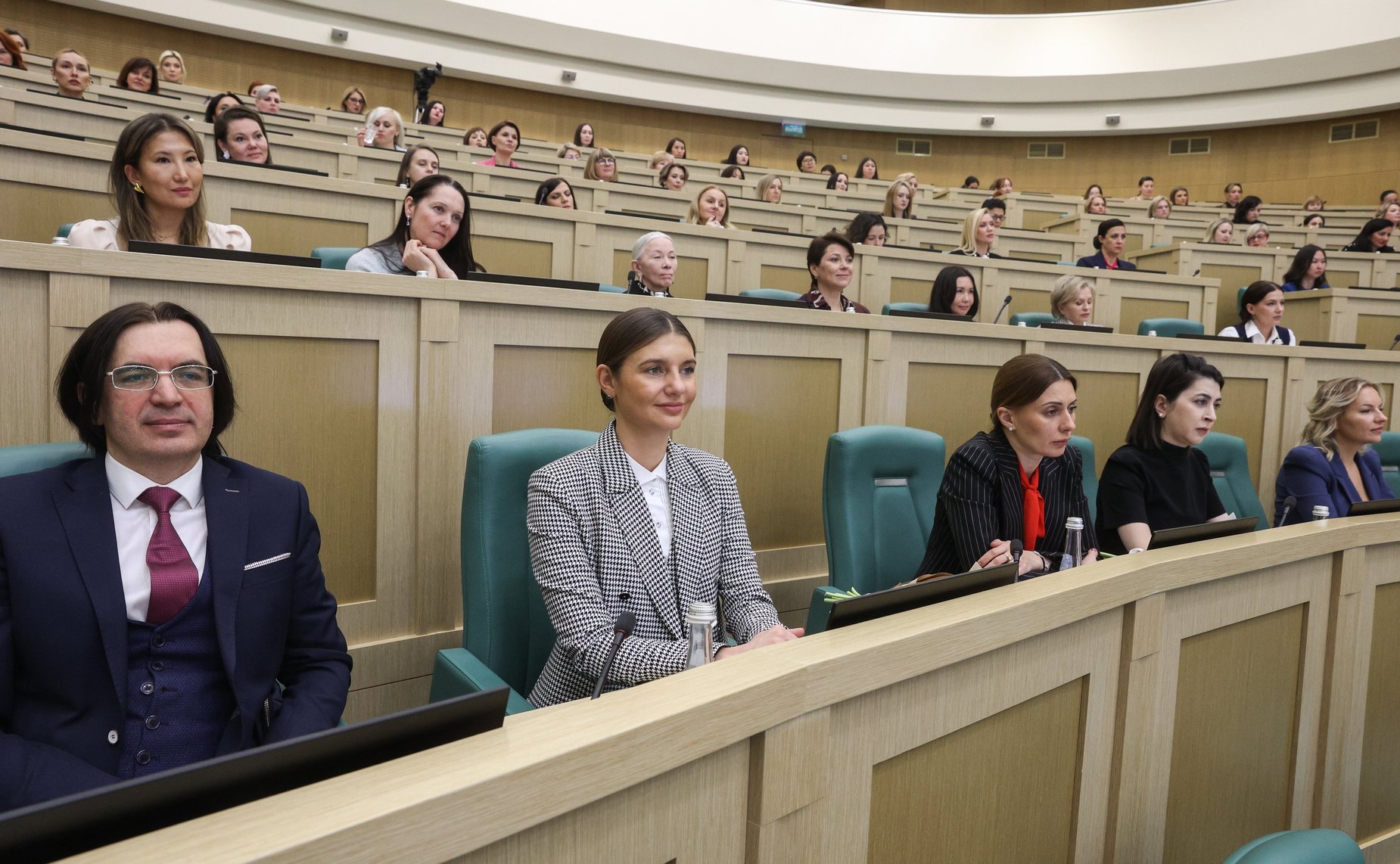 Встреча Председателя Совета Федерации Валентины Матвиенко с женщинами-предпринимателями «Голос женского бизнеса»