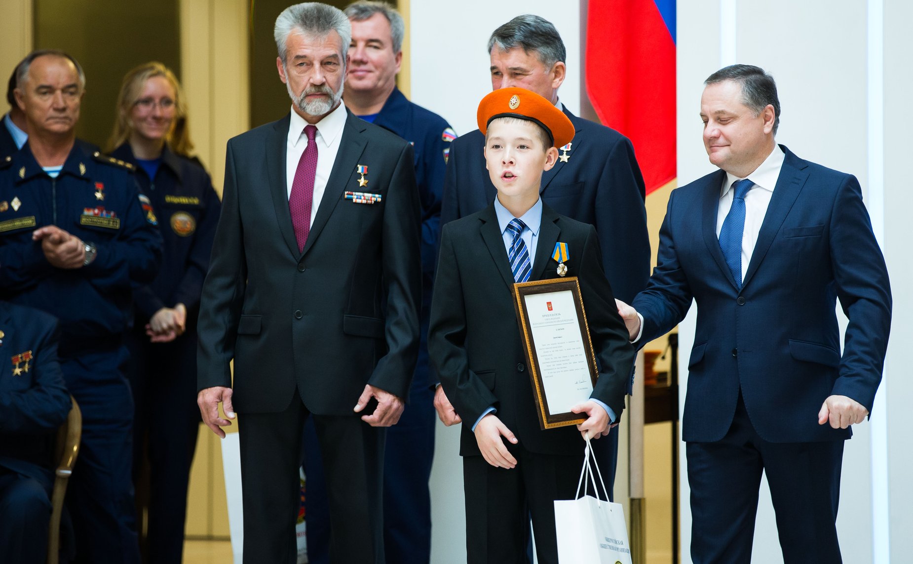 Награждение детей и подростков, проявивших мужество в экстремальных ситуациях и спасших человеческие жизни