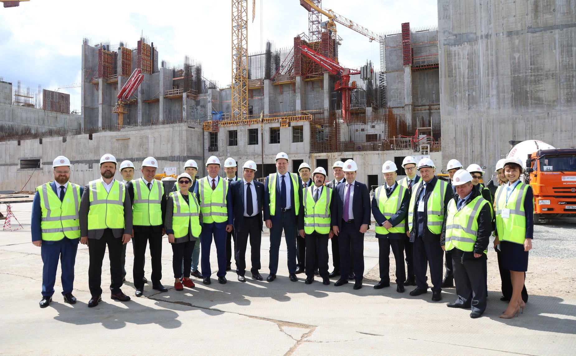 Айрат Гибатдинов принял участие в выездном совещании комитета Государственной Думы по энергетике в город Димитровград