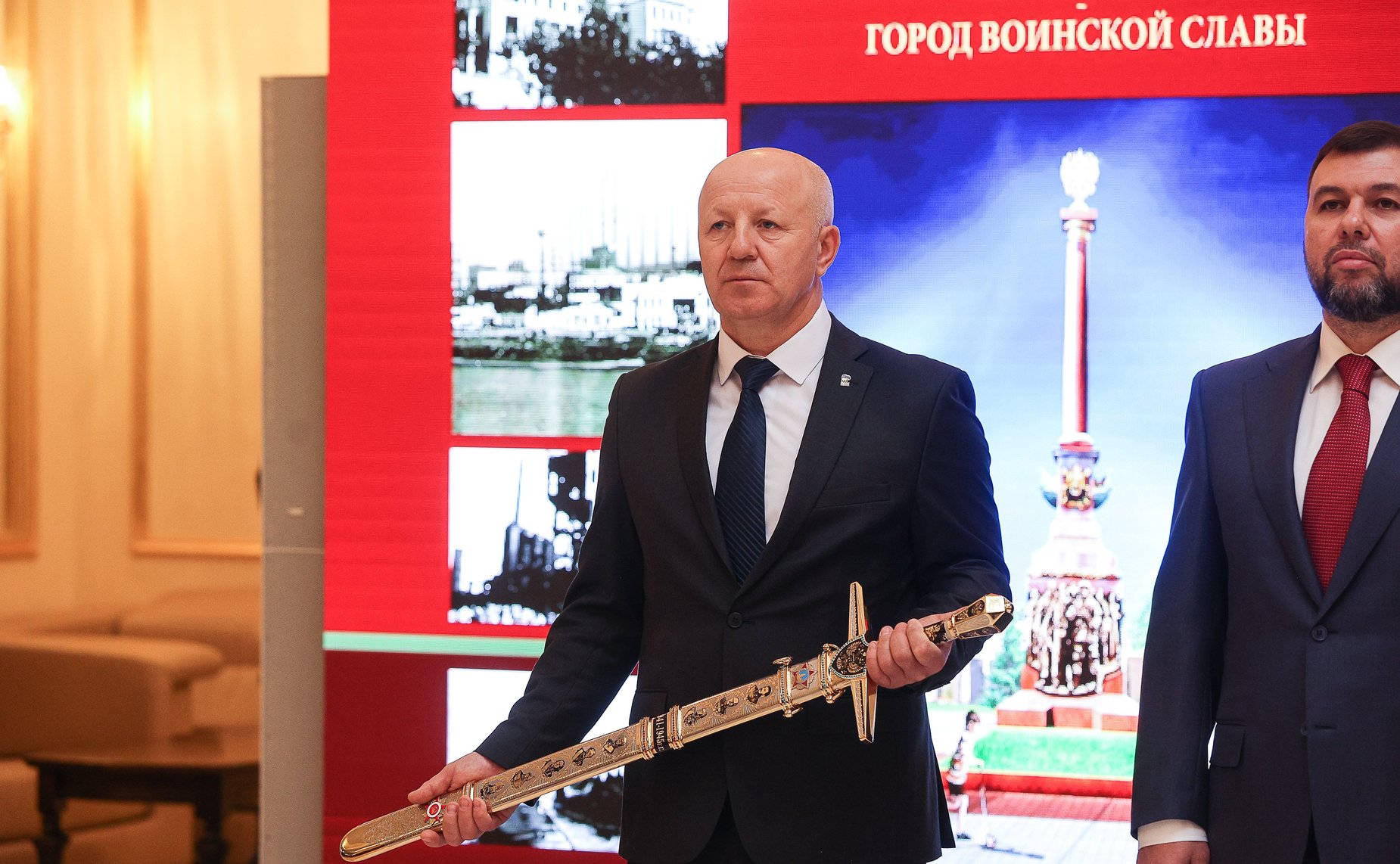 В Совете Федерации прошла торжественная церемония вручения «Мечей Победы» городам воинской славы Мариуполю и Мелитополю