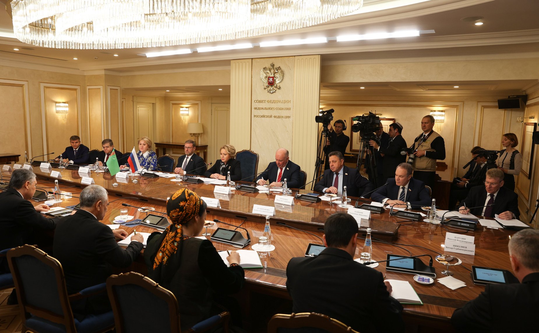 Встреча Председателя Совета Федерации Валентины Матвиенко и Председателя Халк Маслахаты (верхней палаты) Милли Генгеша (парламента) Туркменистана Гурбангулы Бердымухамедова