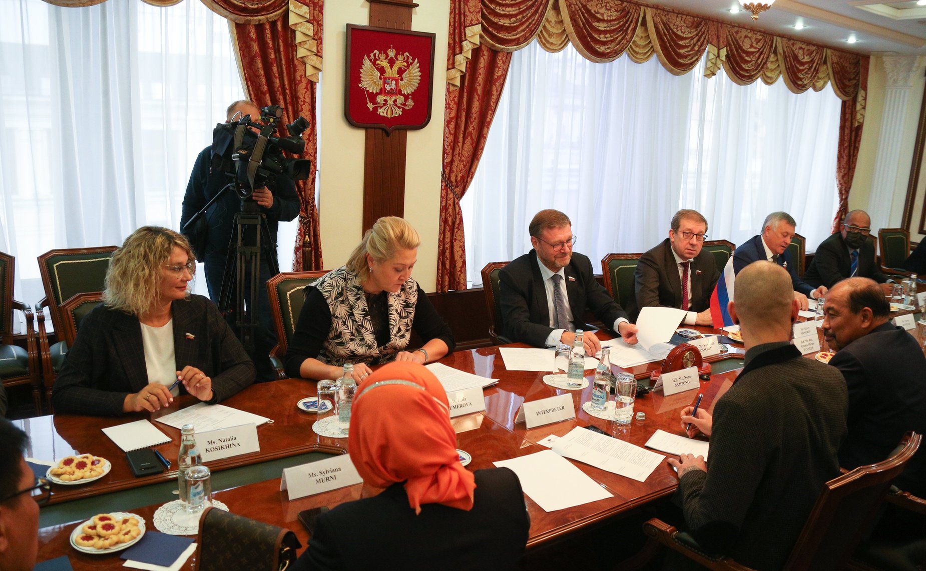 Встреча заместителя Председателя СФ Константина Косачева с заместителем Председателя Совета представителей регионов Республики Индонезии