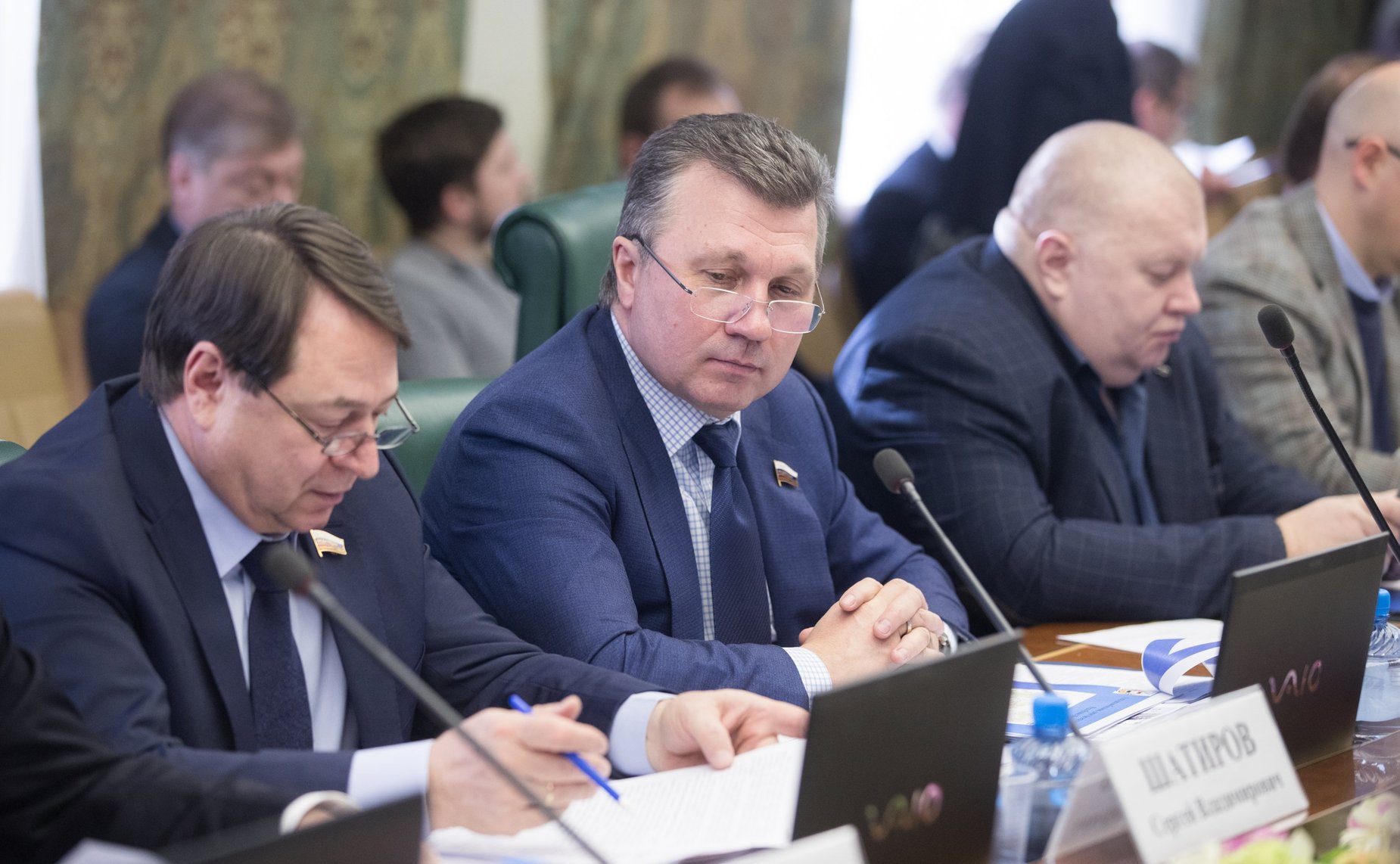 В. Васильев