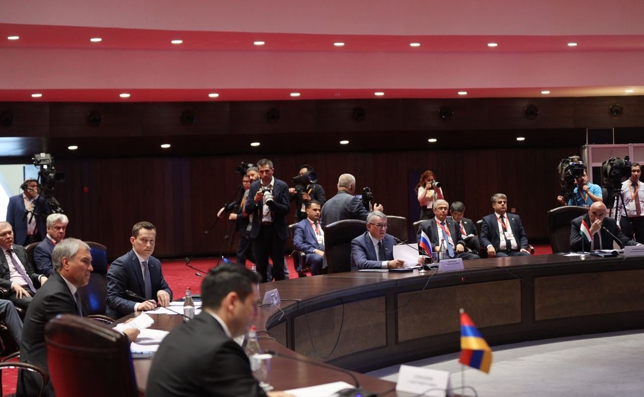 Юрий Воробьев принял участие в выездном заседании Совета ПА ОДКБ в Ереване