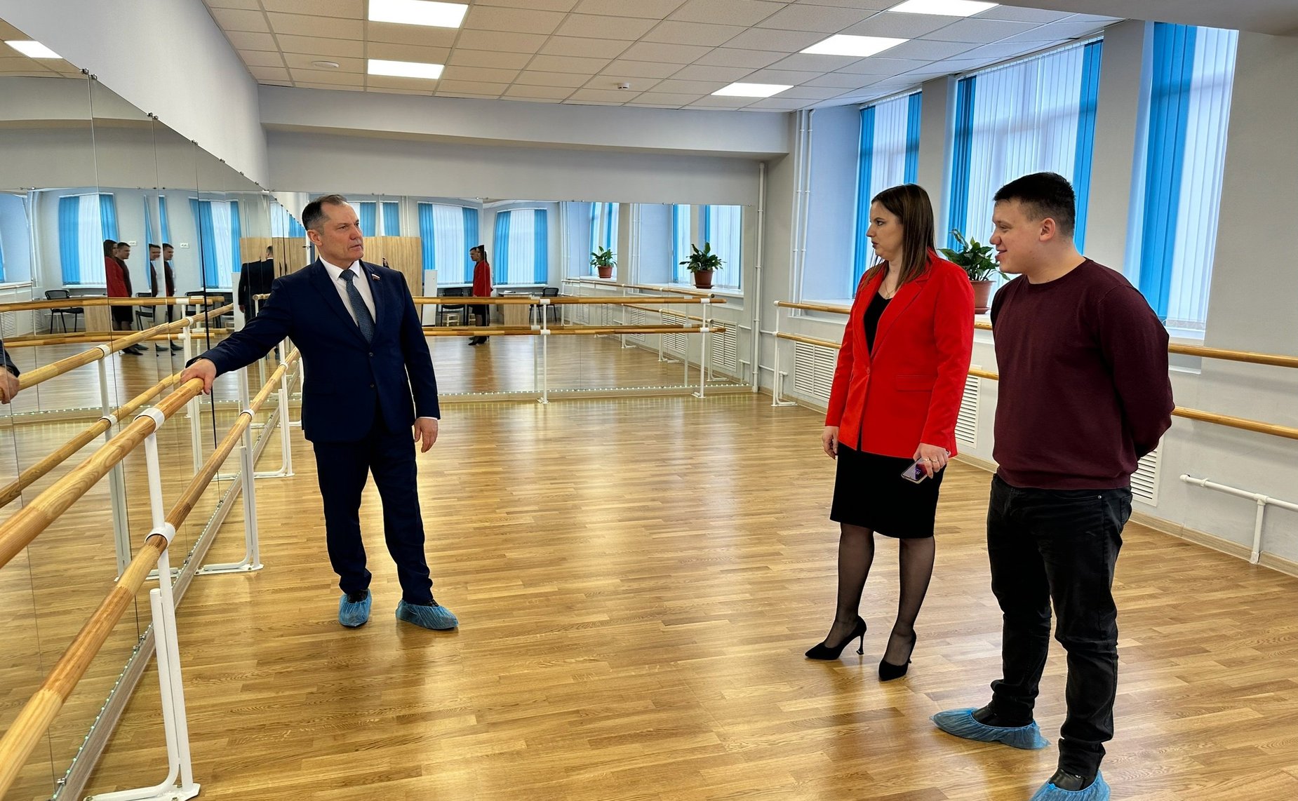 Игорь Мурог в ходе региональной недели в Рязанской области посетил Ряжскую детскую музыкальную школу