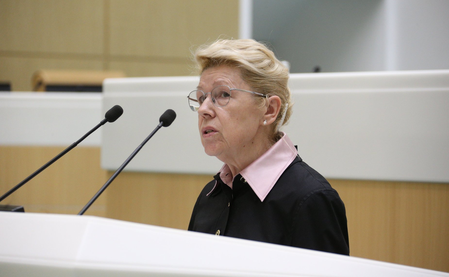 Елена Мизулина