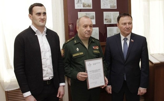Александр Ролик посетил городское отделение приморского филиала фонда «Защитники Отечества»