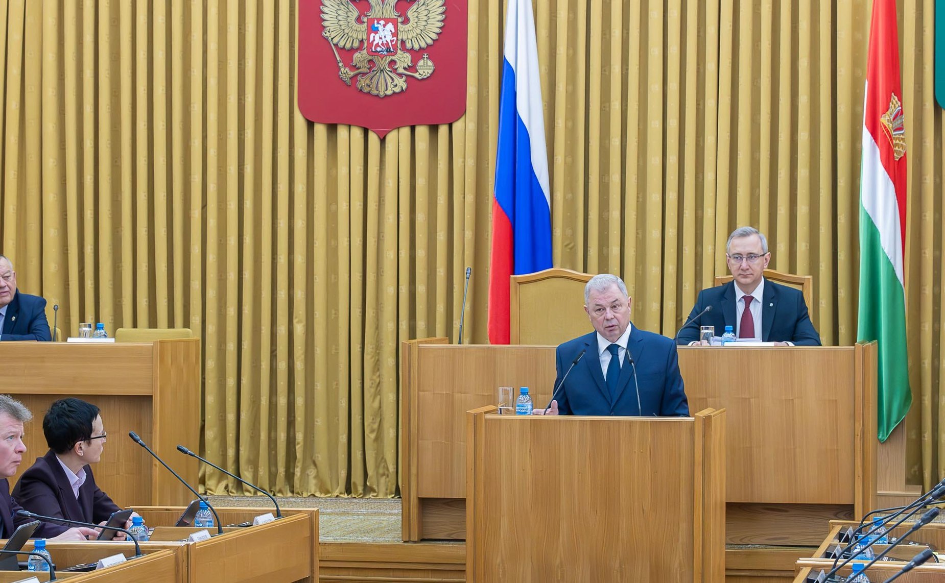 Анатолий Артамонов в Калуге представил отчет о своей работе в Совете Федерации