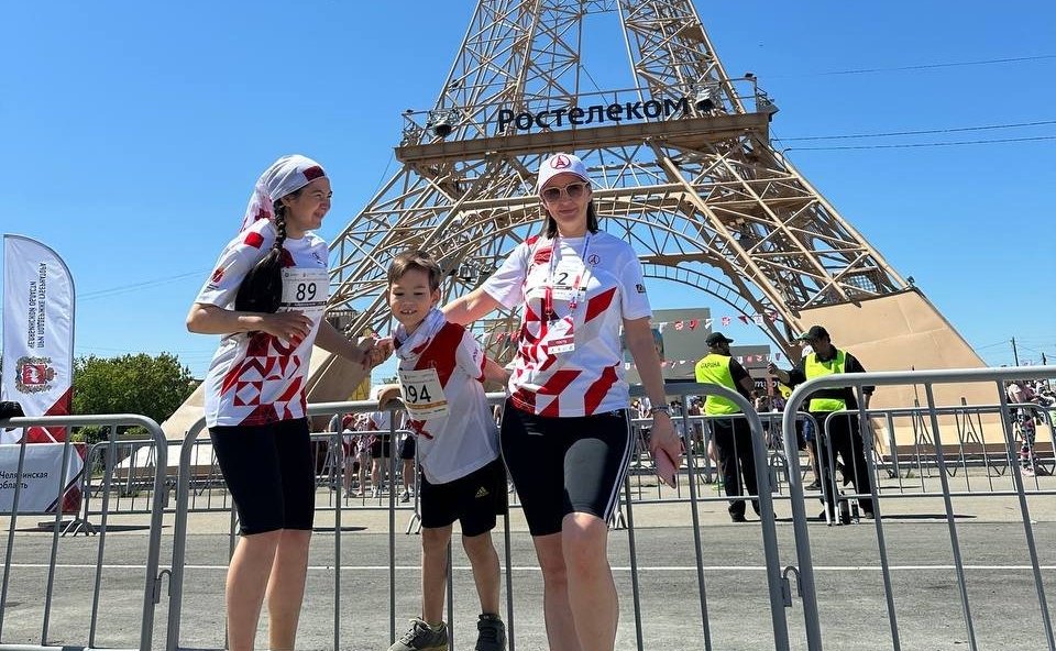 Маргарита Павлова приняла участие в стартовом этапе полумарафона — «Парижской миле»