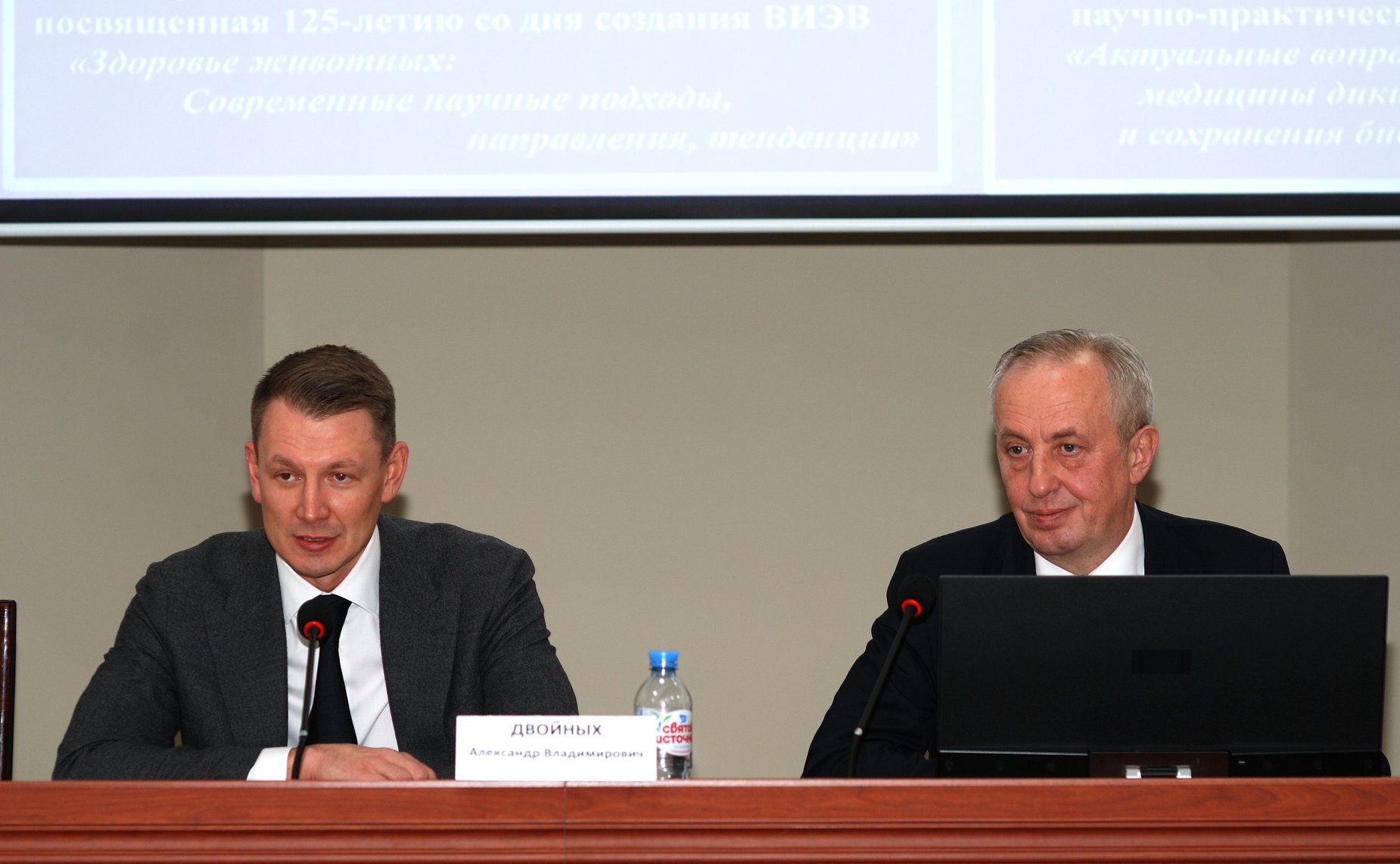 Председатель Комитета СФ по аграрно-продовольственной политике и природопользованию Александр Двойных посетил Федеральный научный центр — Всероссийский НИИ экспериментальной ветеринарии имени К.И. Скрябина и Я.Р. Коваленко РАН