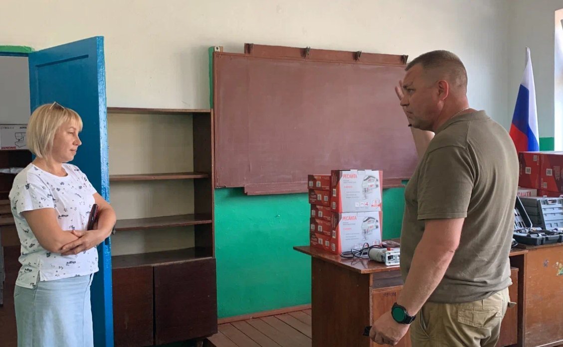 Игорь Кастюкевич посетил школы, где уже оборудованы классы труда