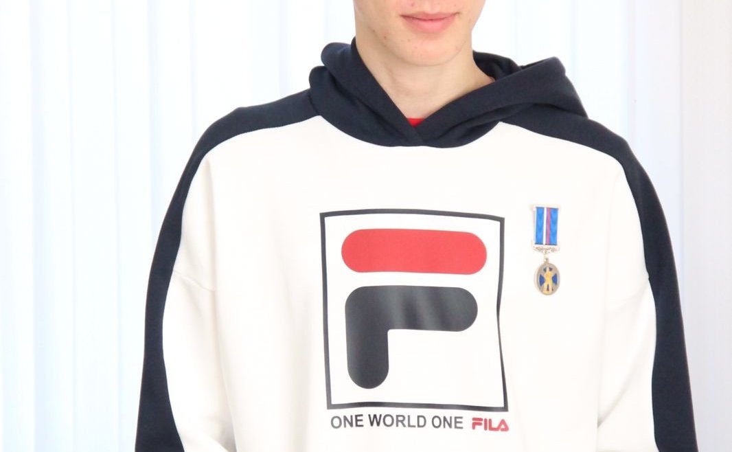 Ольга Хохлова и Александр Пронюшкин вручили школьнику Егору Федотову медаль Совета Федерации «За проявленное мужество»