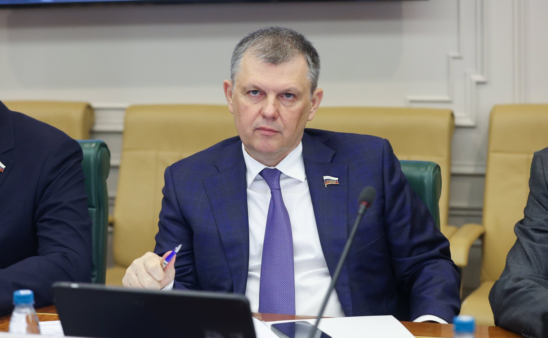 Александр Наролин