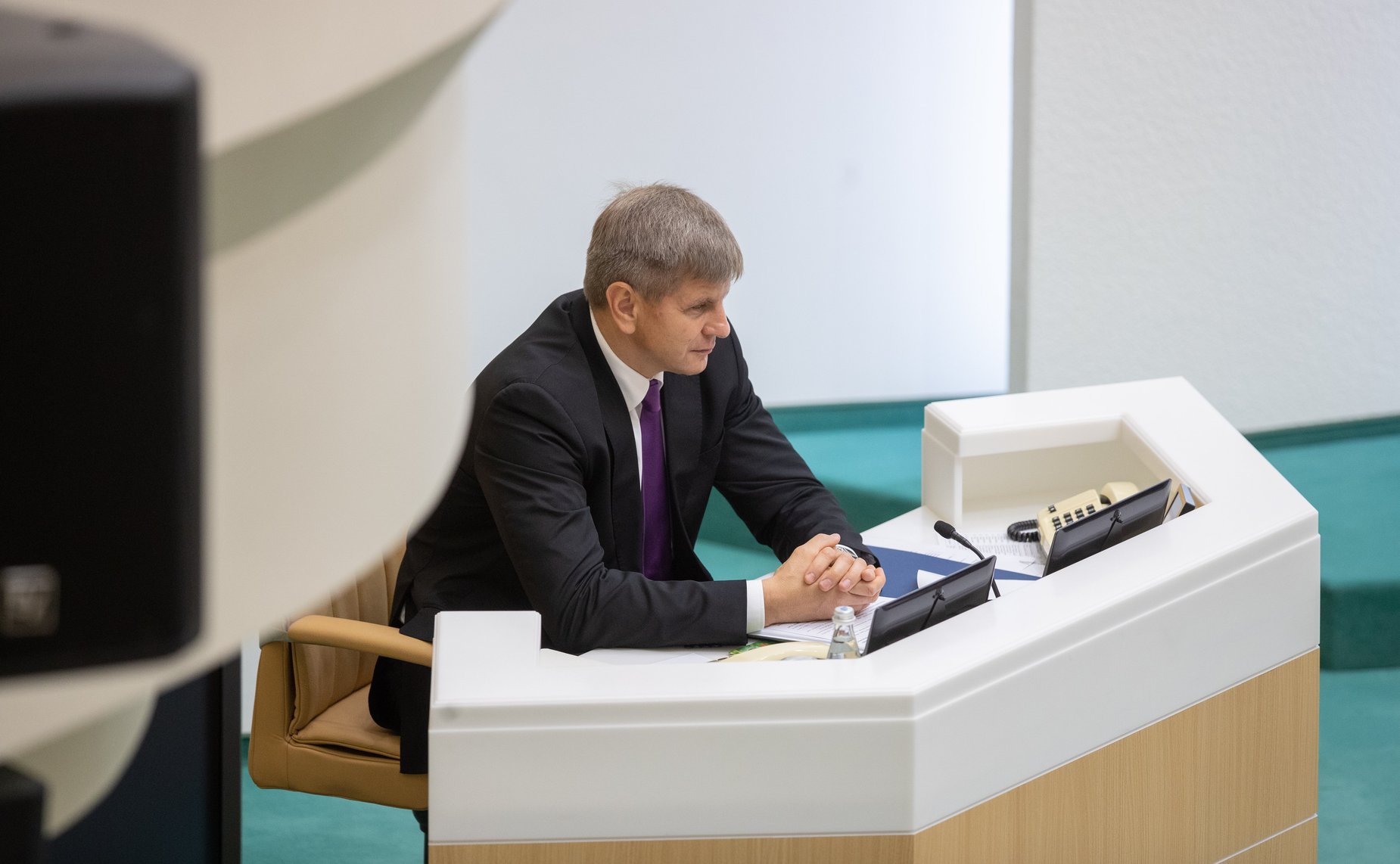 Геннадий Голов