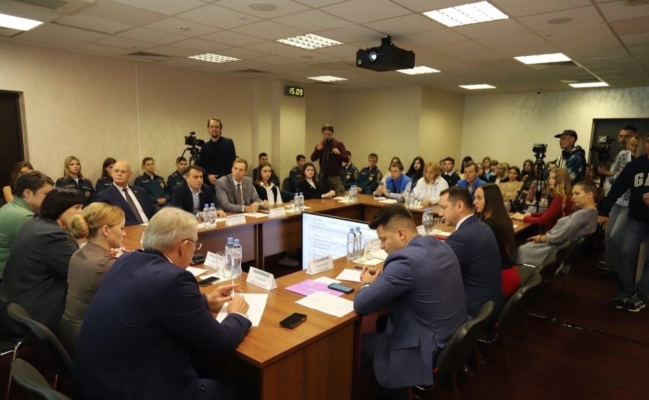 Ирина Кожанова приняла участие во встрече с представителями молодежных объединений России и Беларуси