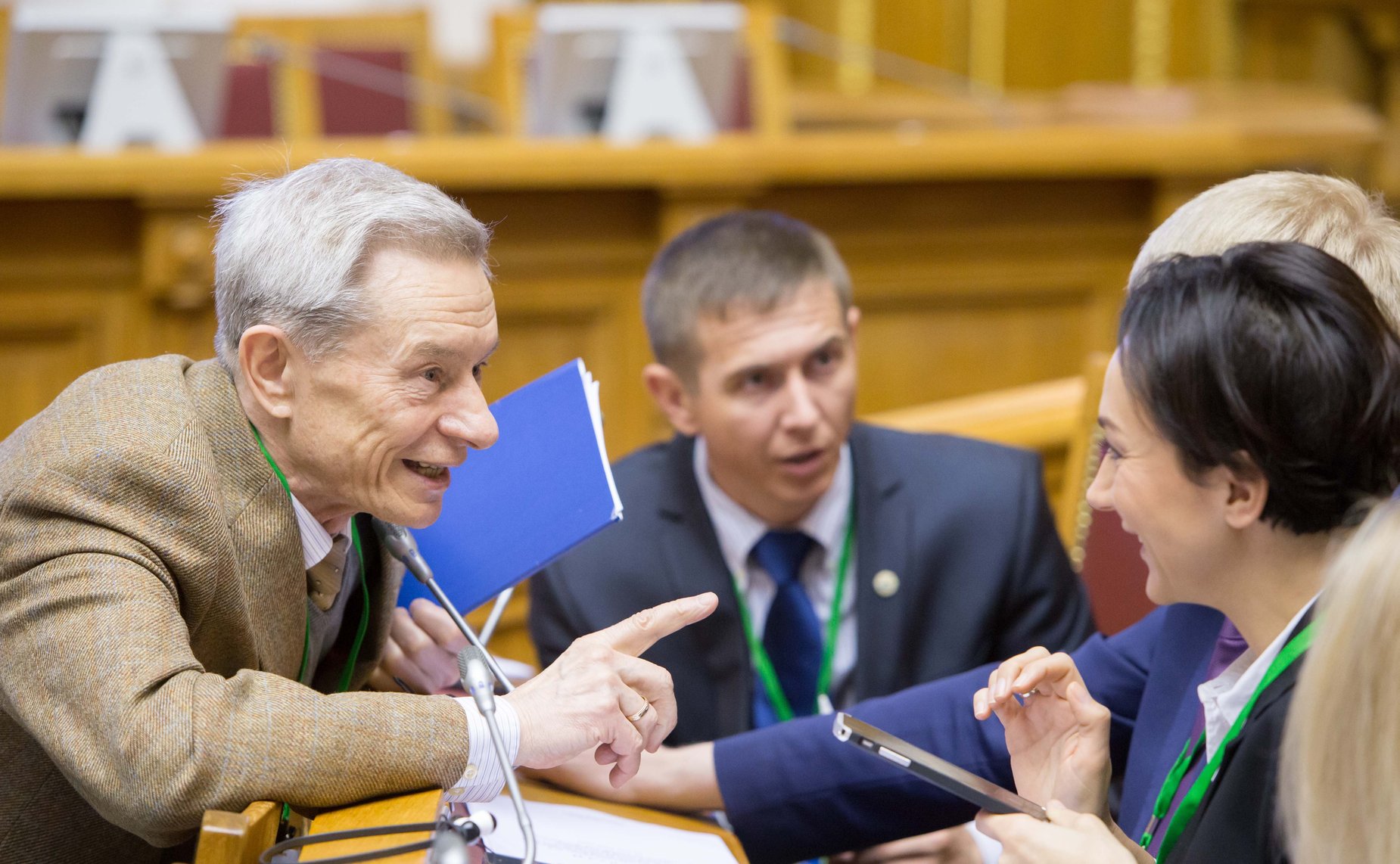 Заседания «круглых столов» в рамках Невского международного экологического конгресса