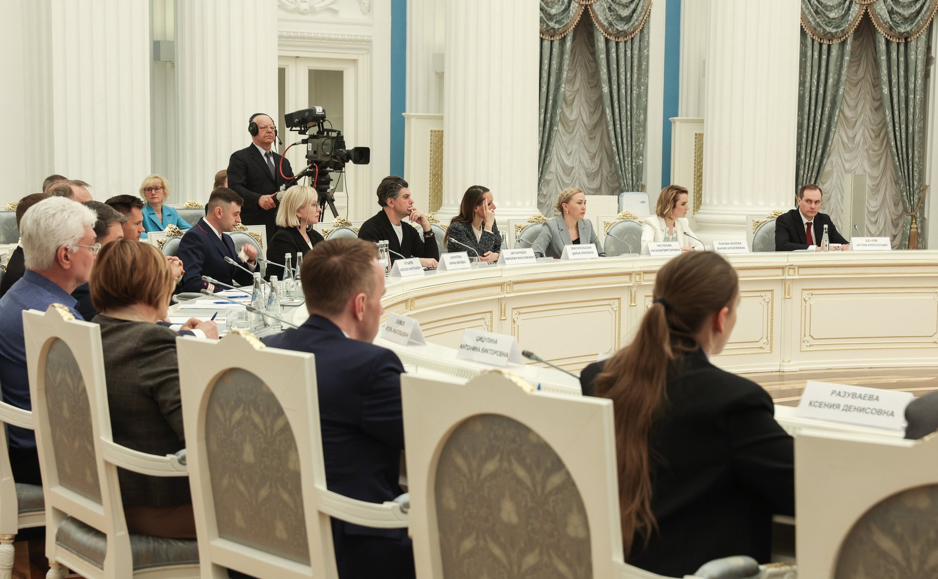Заседание Совета при Президенте РФ по реализации государственной политики в сфере защиты семьи и детей
