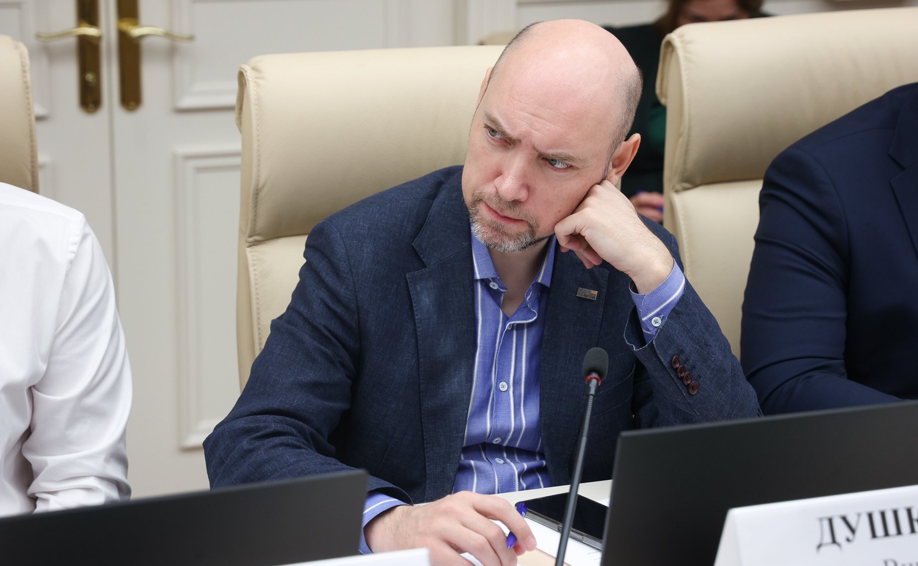 Круглый стол Комиссии СФ по информационной политике и взаимодействия со СМИ на тему «Информация и искусственный интеллект:взаимосвязь, вызовы и угрозы»