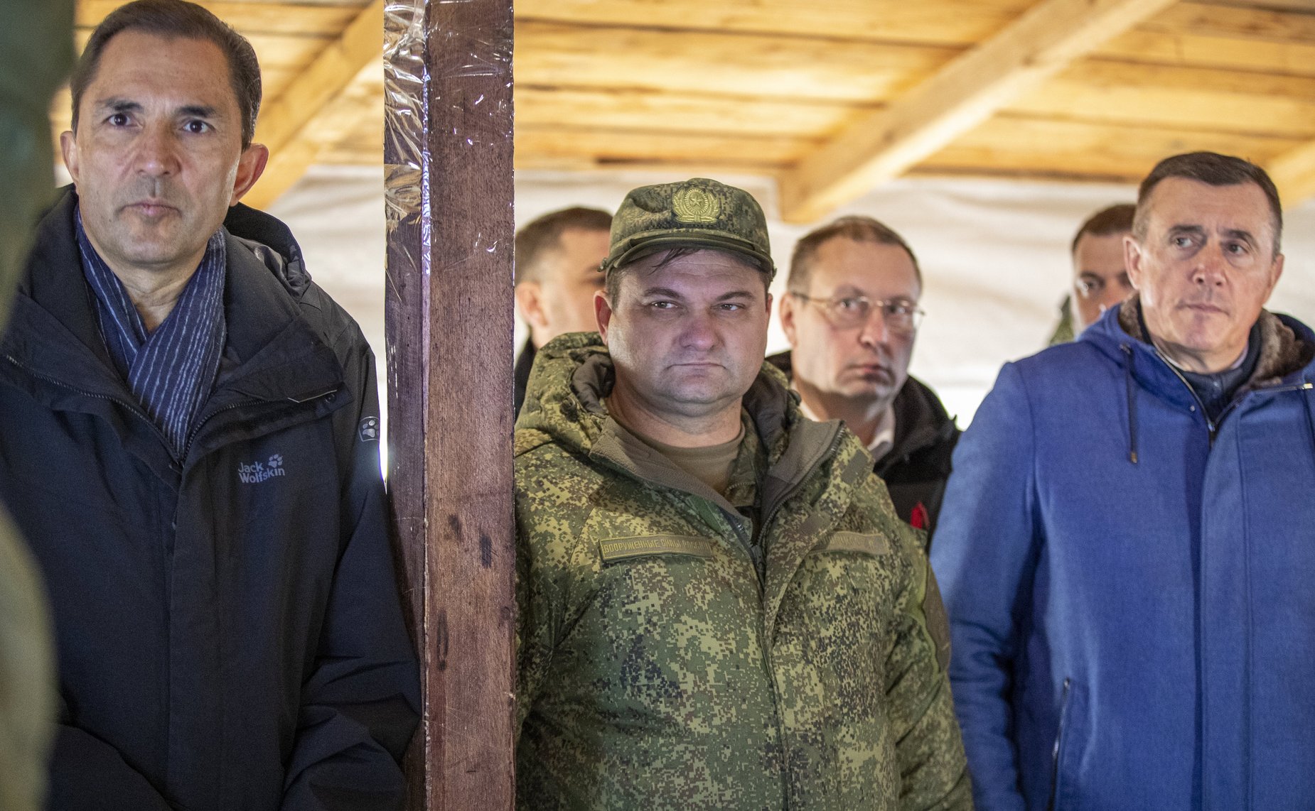 Андрей Хапочкин в рамках поездки в регион проконтролировал ход подготовки сахалинцев, мобилизованных для участия в специальной военной операции