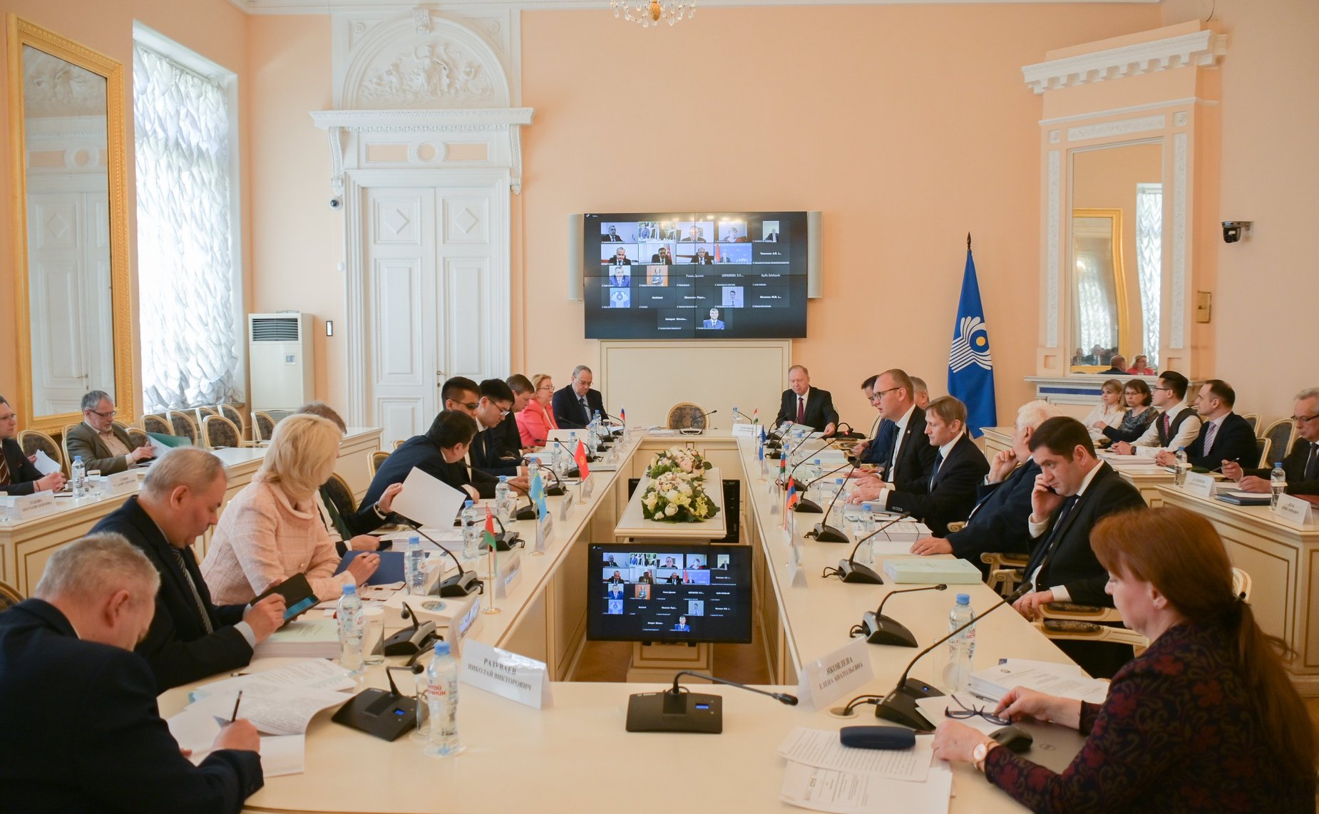 Андрей Епишин принял участие в заседании Постоянной комиссии МПА СНГ по экономике и финансам