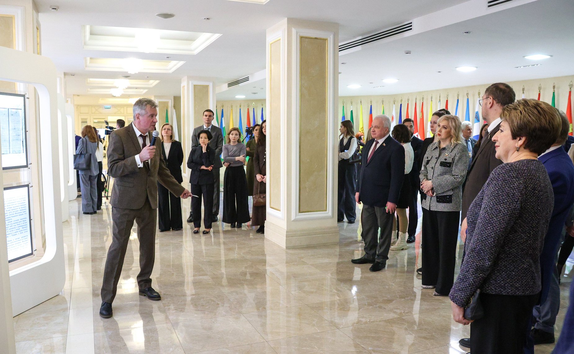 Церемония открытия выставки «От Вече до Правительствующего сената: предыстория российского парламентаризма»