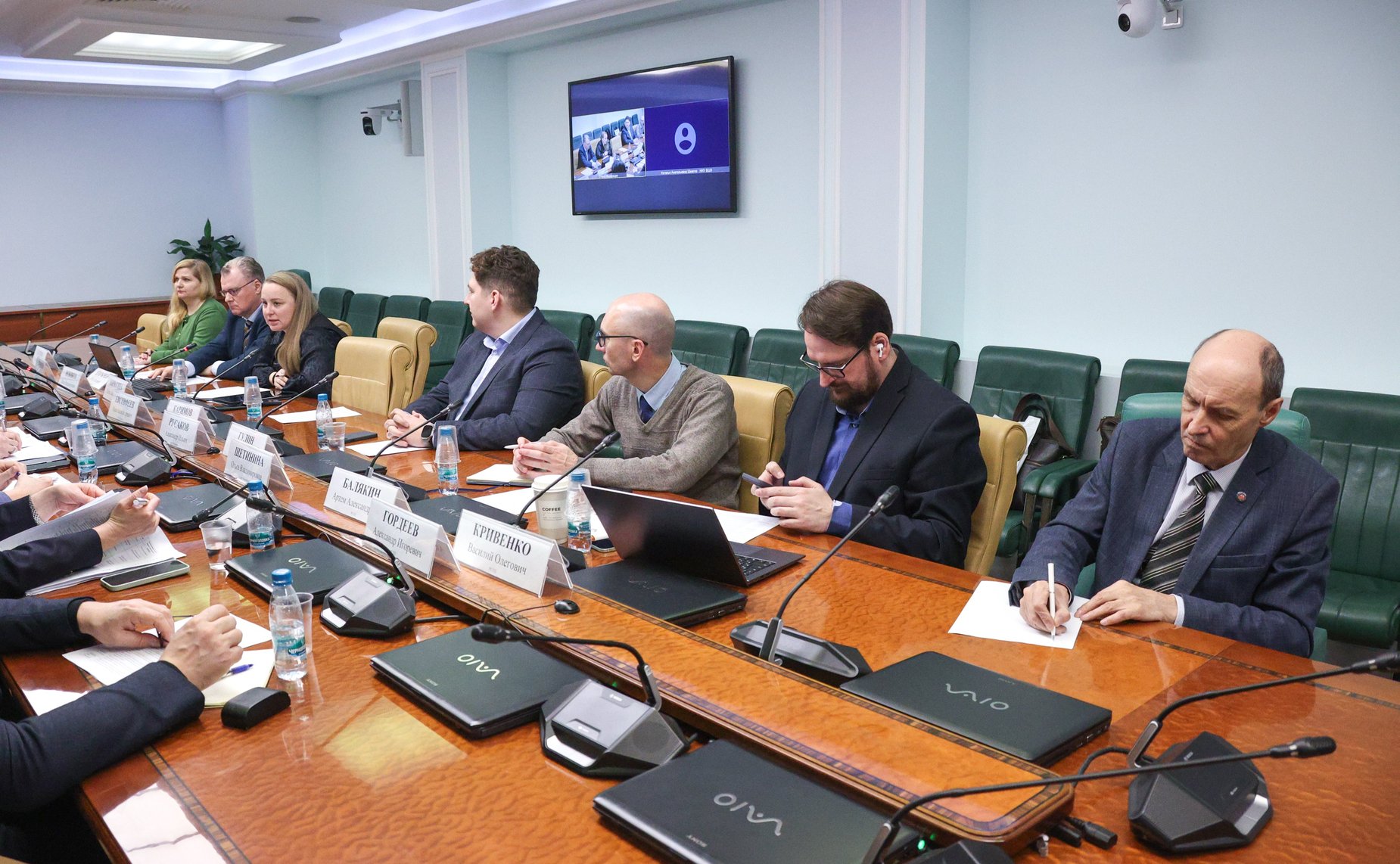 Круглый стол на тему «Качественная подготовка кадров как основа технологического лидерства»