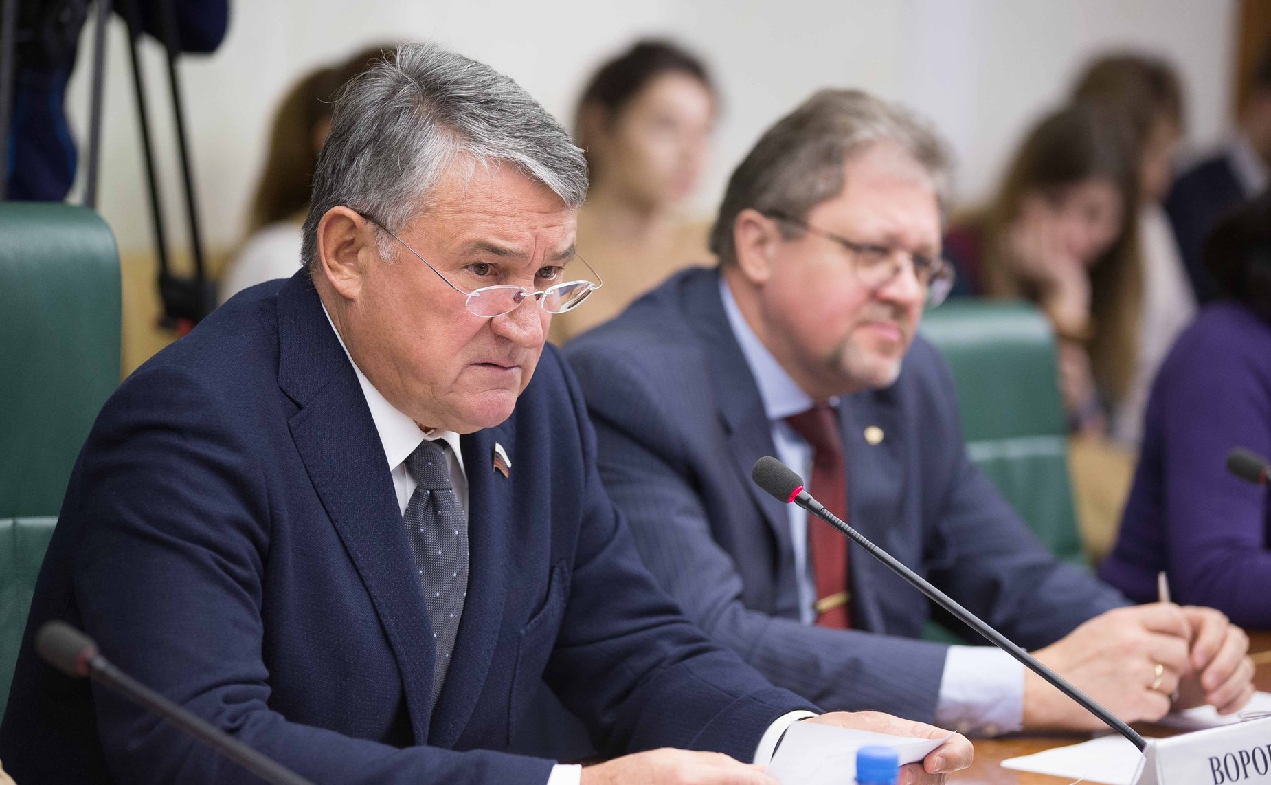 Ю. Воробьев провел заседание Комитета общественной поддержки жителей Юго-Востока Украины