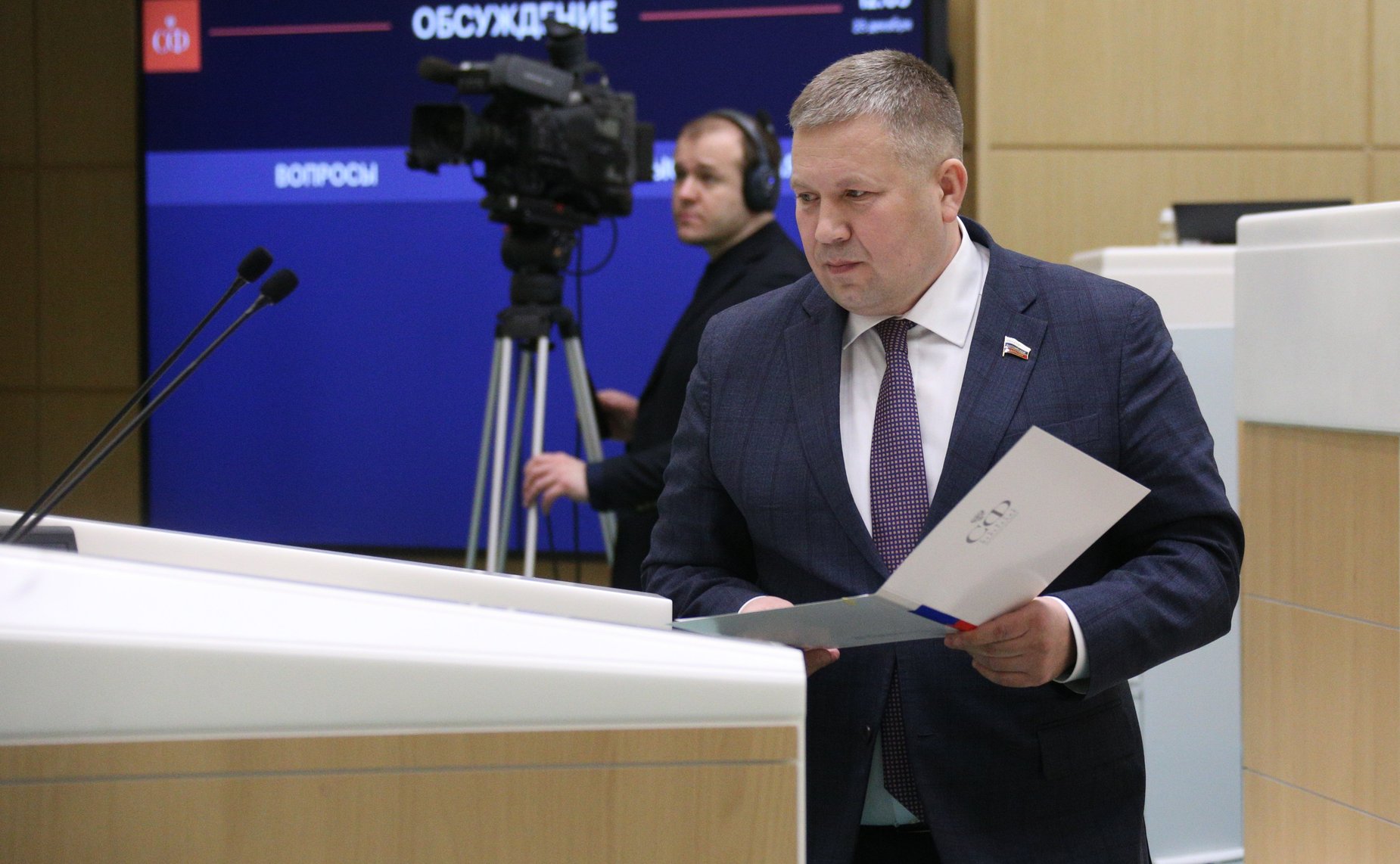 Денис Гусев