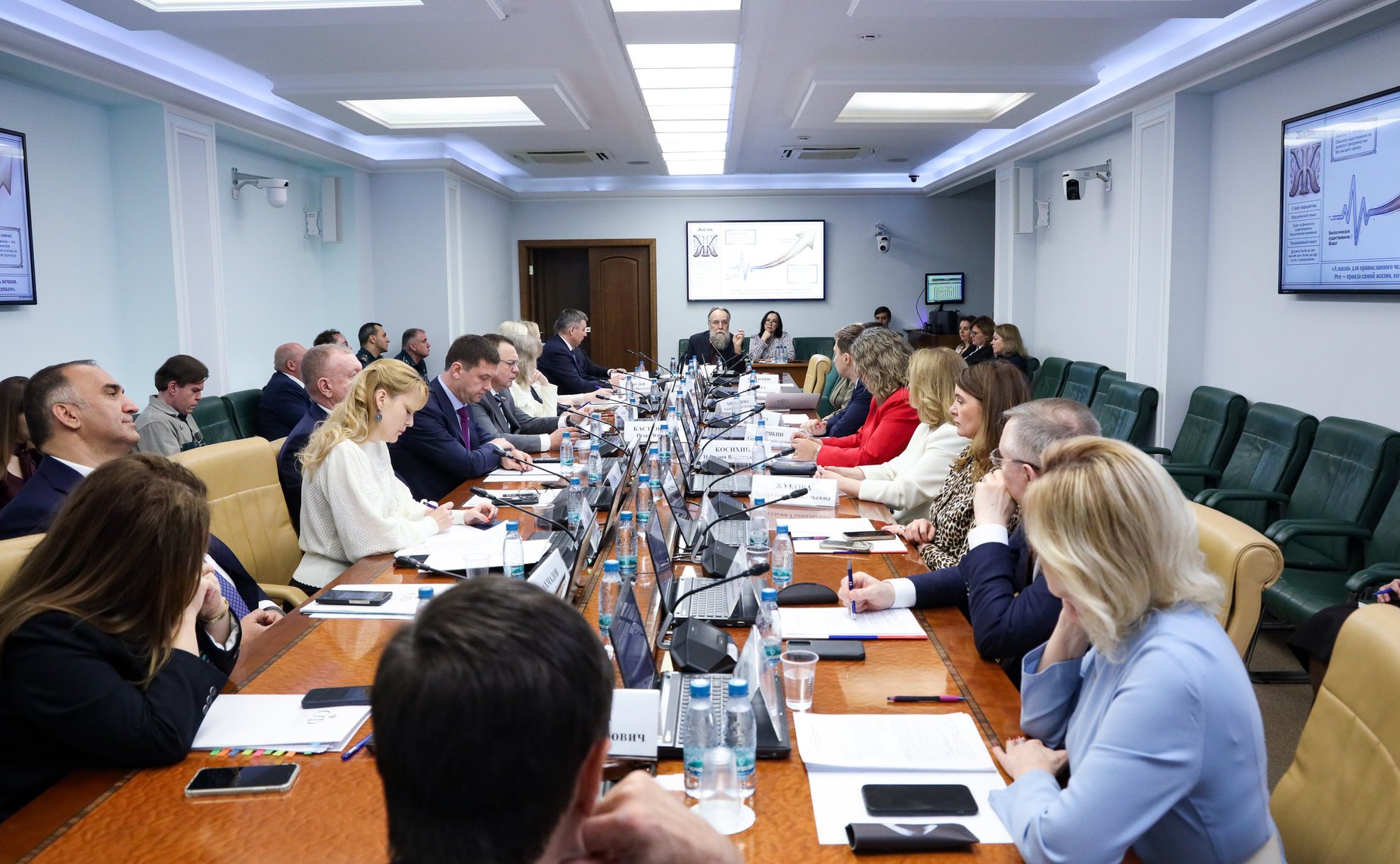 Заседание Комитета Совета Федерации по социальной политике