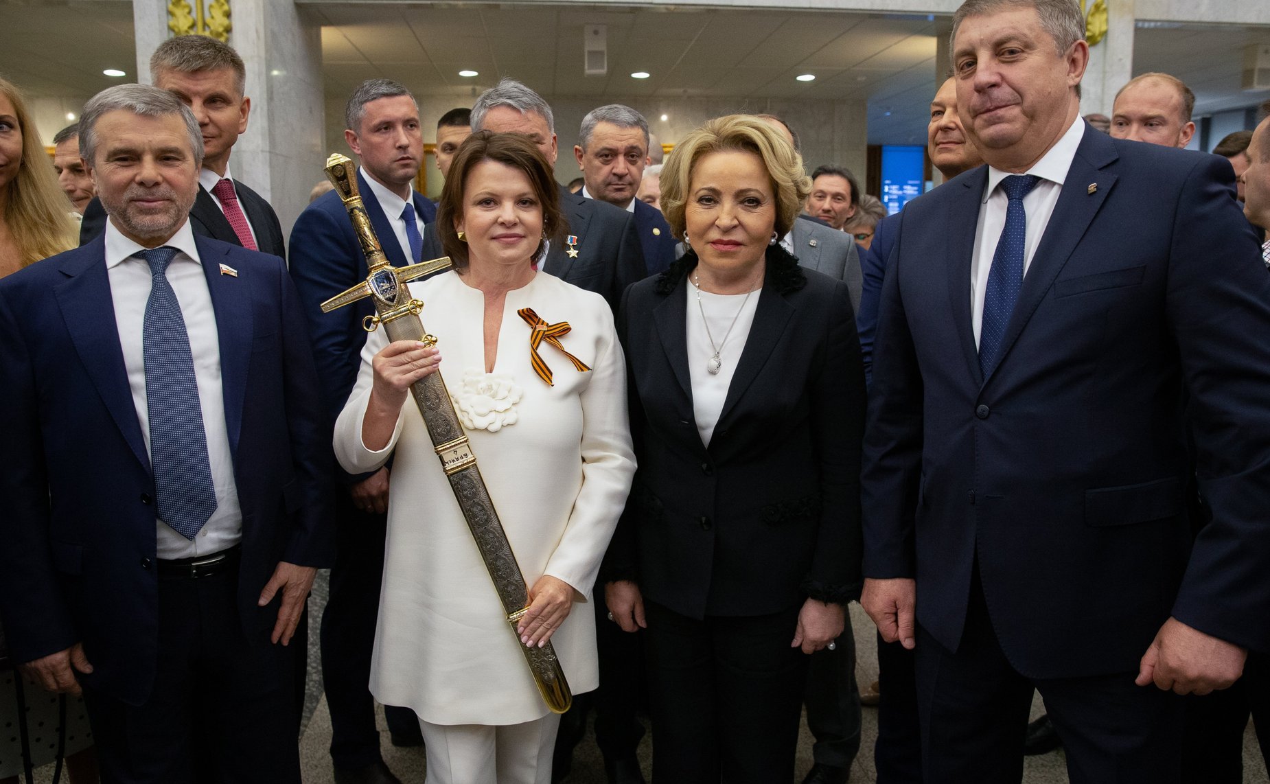 Торжественная церемония передачи «Мечей Победы» Городам воинской славы