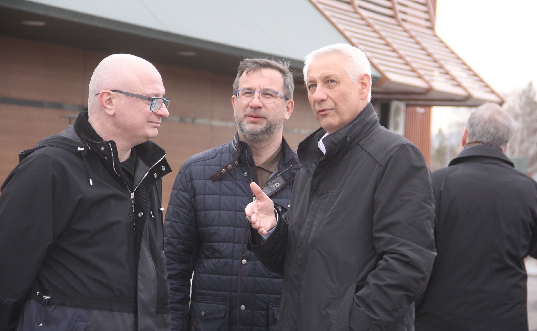 Сенаторы РФ посетили в Магнитогорске объекты промышленной и городской инфраструктуры