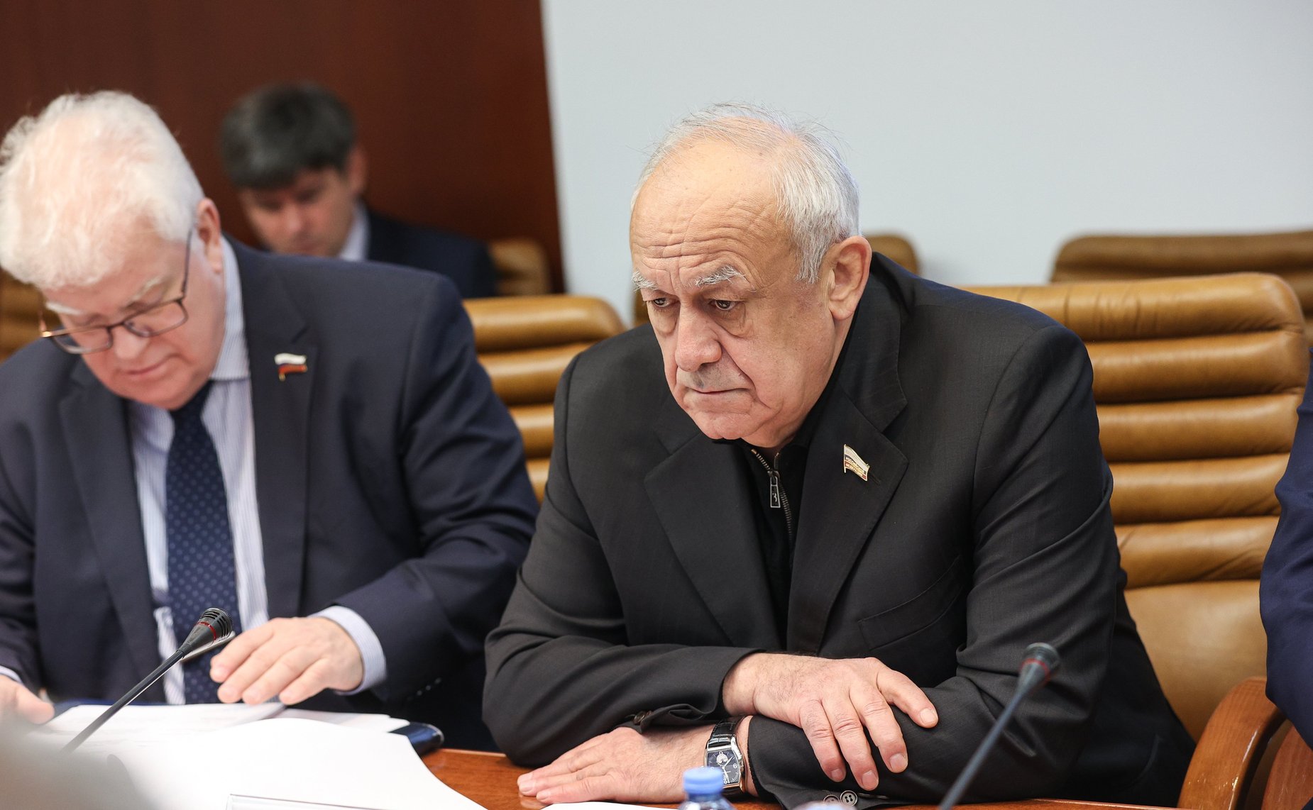 Совещание Комитета СФ по обороне и безопасности совместно с Комитетом СФ по экономической политике «О возможном сокращении переходного периода замены государственных регистрационных знаков автомобилей в ДНР, ЛНР, Запорожской и Херсонской областях»