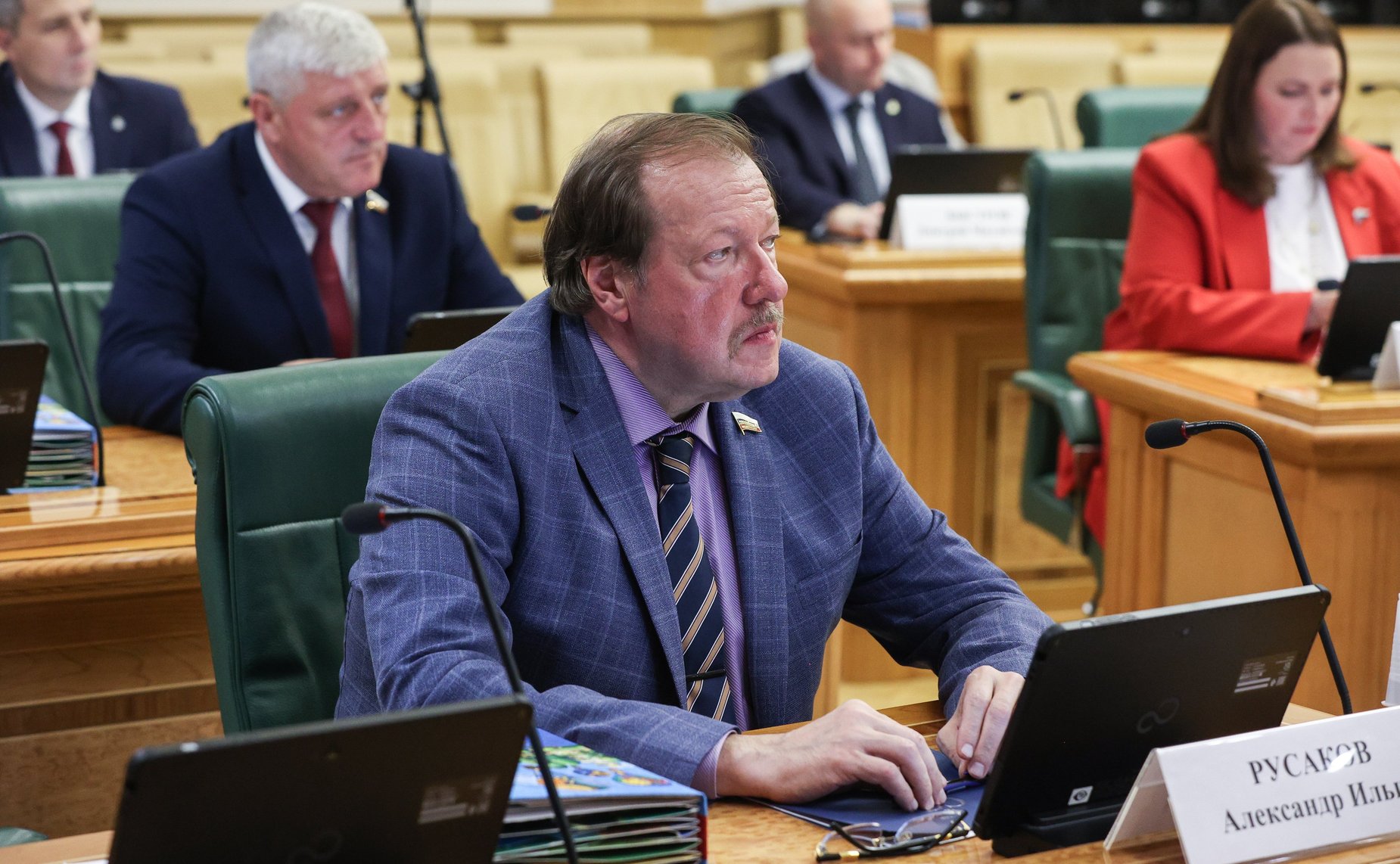 Александр Русаков