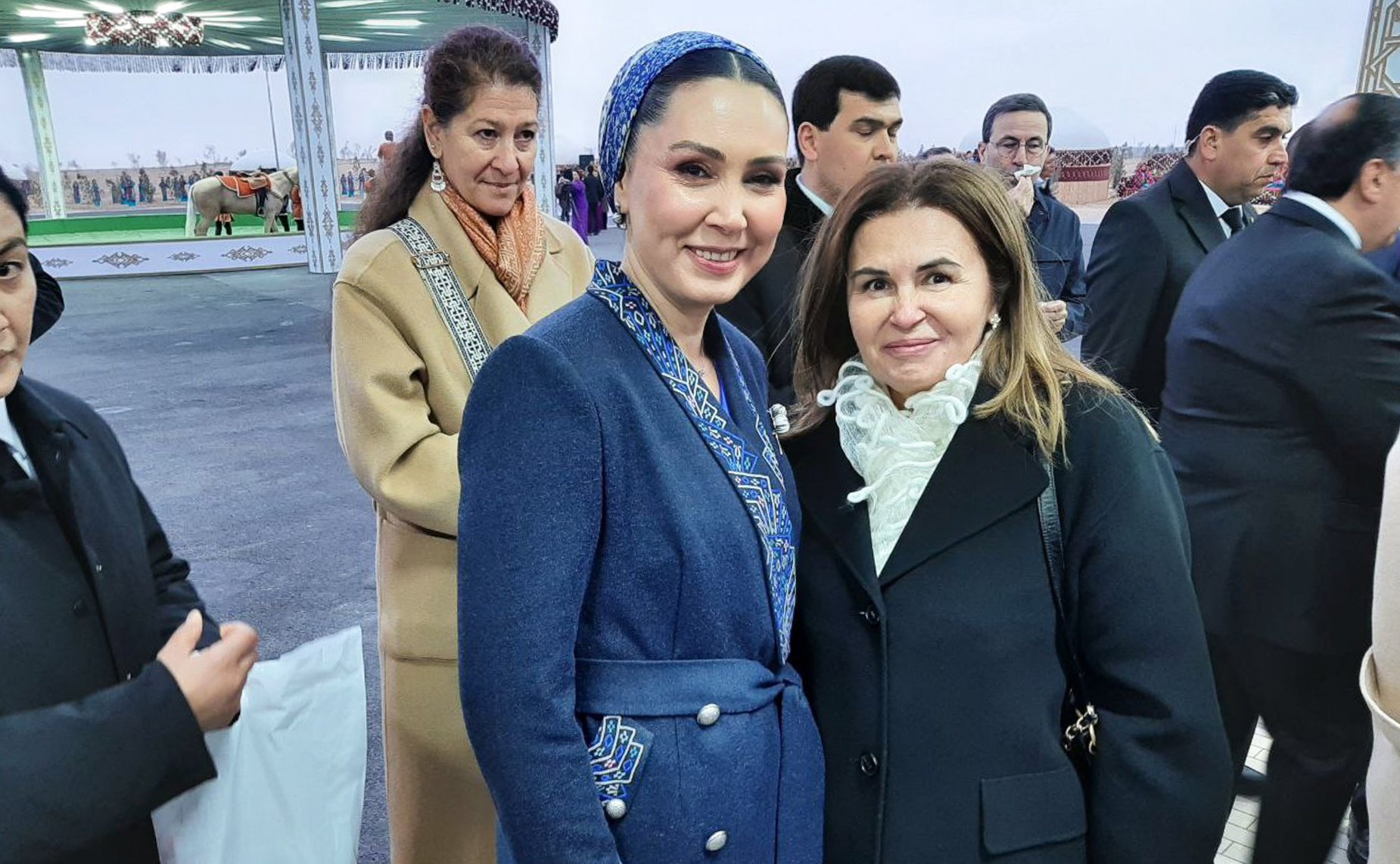 Сенатор РФ Жанна Чефранова и Огулджахан Гурбангулыевна Атабаева провели беседу